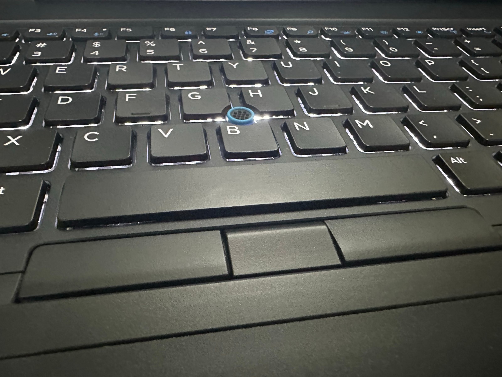 Dell Latitude 5590 15.6 FHD (i5-8250U, 16GB RAM, Boot To Bio) NO HD/BATT/ADAPTER