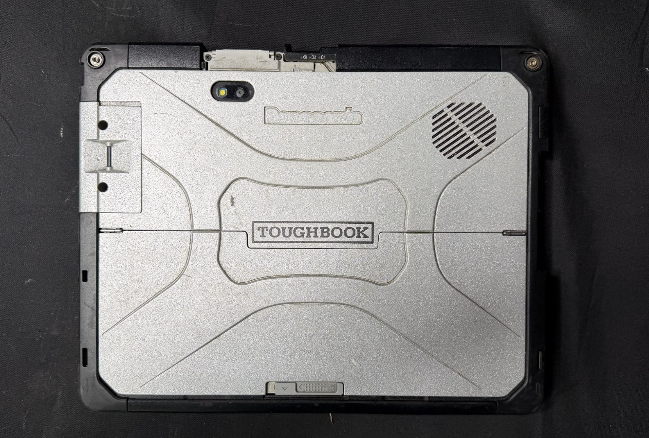 Panasonic ToughBook CF-33 i5-7300U 2.6Ghz 8GB DDR3 No OS