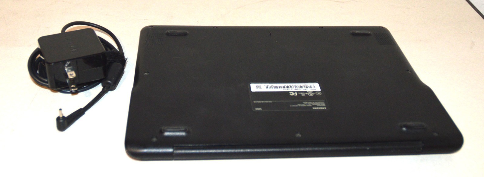 Samsung XE500C13-K03US Chromebook 3-11.6 HD 16GB SSD