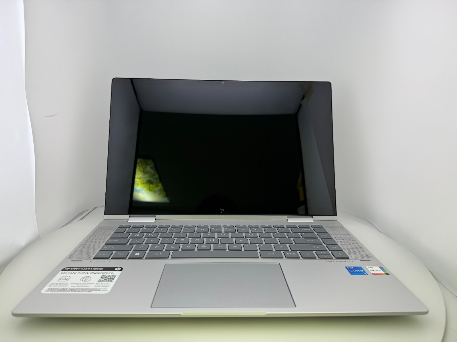HP Envy x360 2-in-1 Laptop 15-fe0xxx Core i5-1335U 8GB RAM 256GB SSD Win 11 Pro