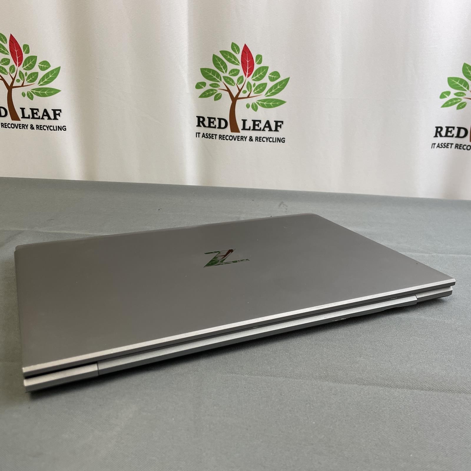 HP ZBook Firefly 14 G8 14 in, Core i7-1185G7, No RAM/SSD | #2465 PARTS (READ)