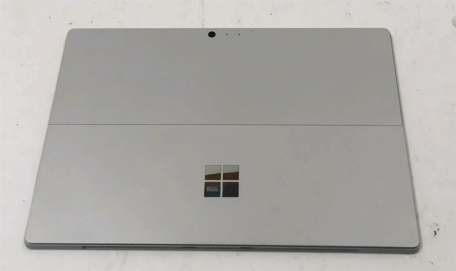 Microsoft Surface Pro 5 1796 Core i5-7300U 2.6GHz 4GB 128GB