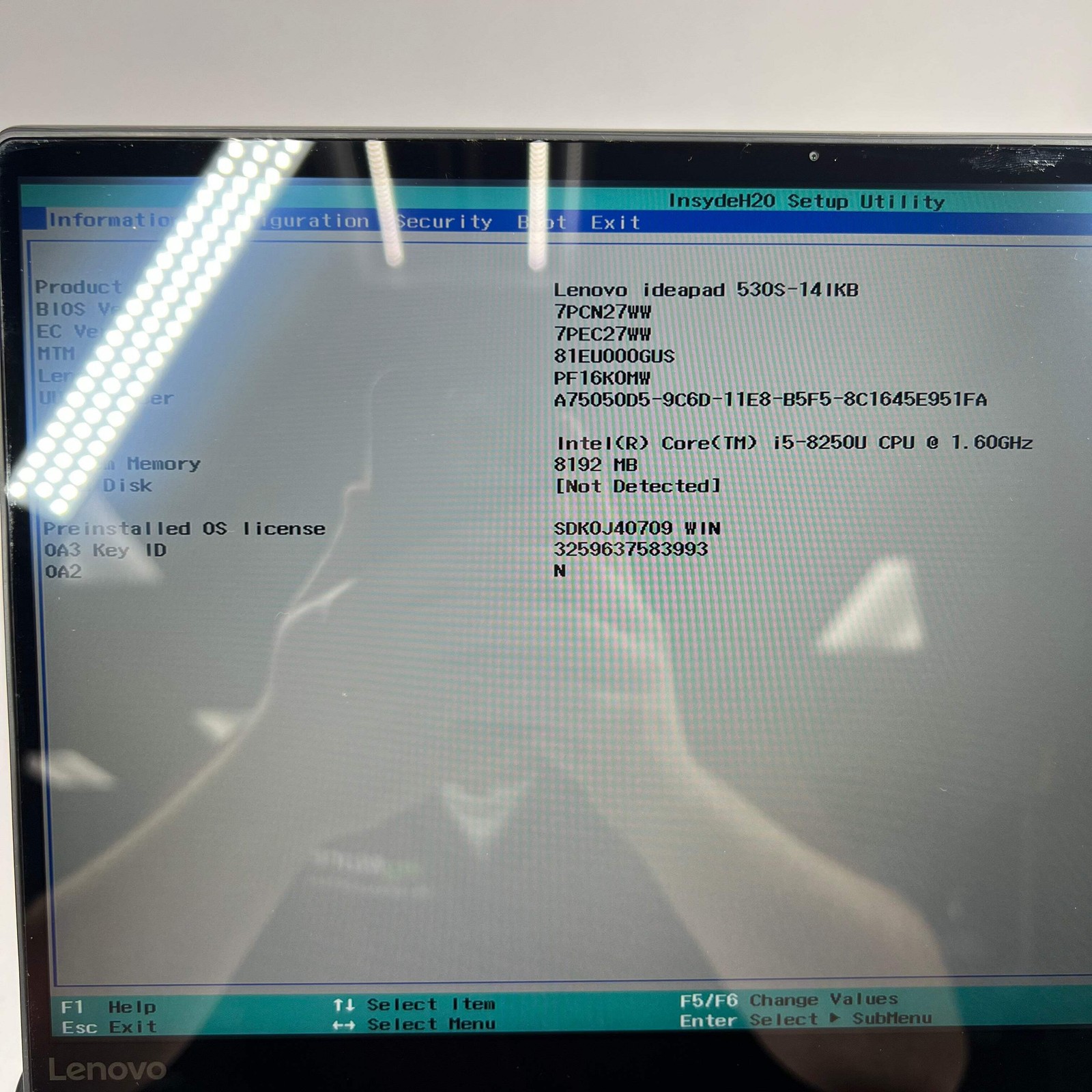 Broken Lenovo IdeaPad 530S 15.6″ i5-8250U 8GB RAM No Battery No SSD