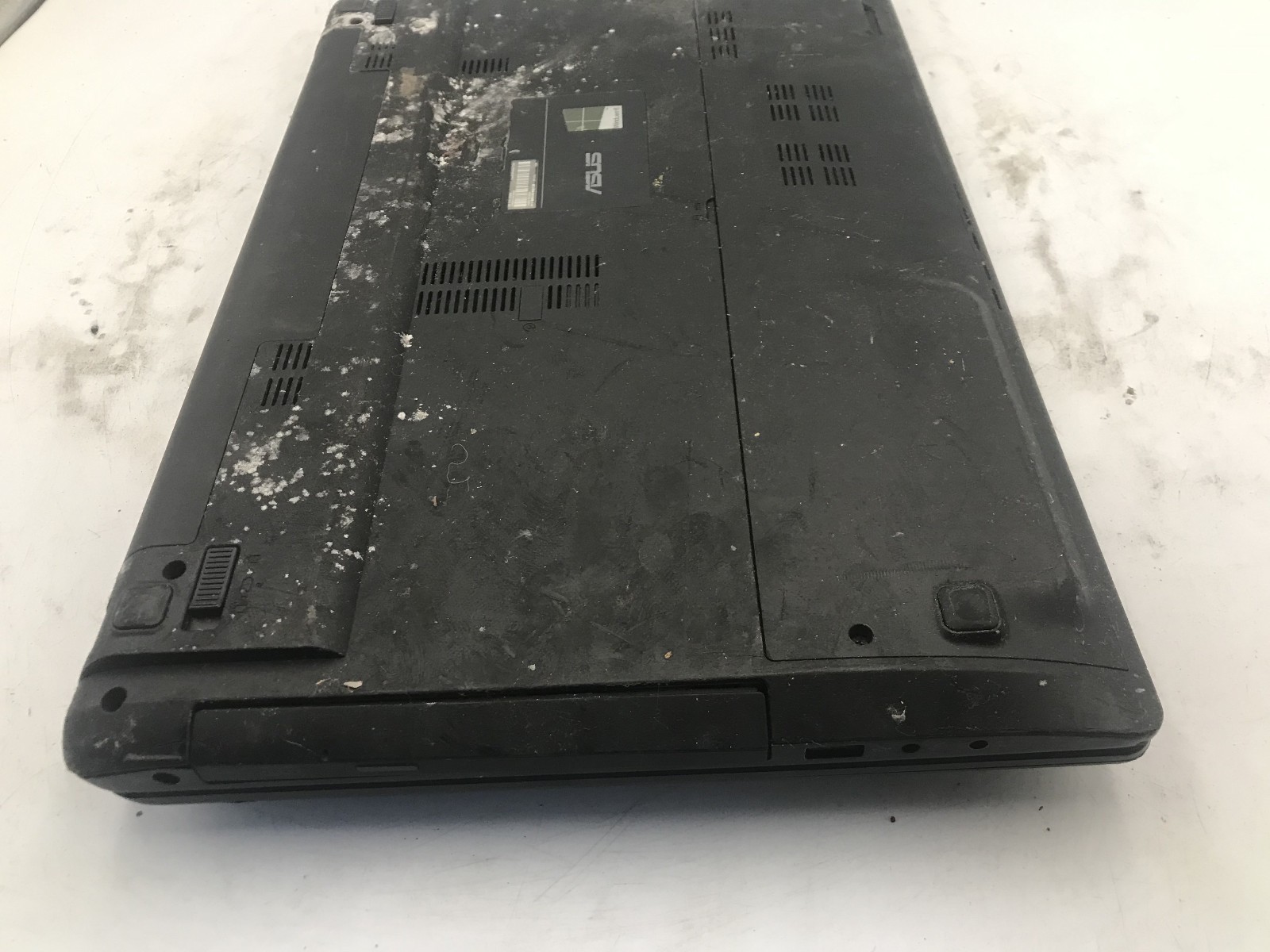 ASUS Q500A NOTEBOOK – BOOTS TO BIOS – INTEL I5 3210M – 6GB RAM – 15″ – READ – BB