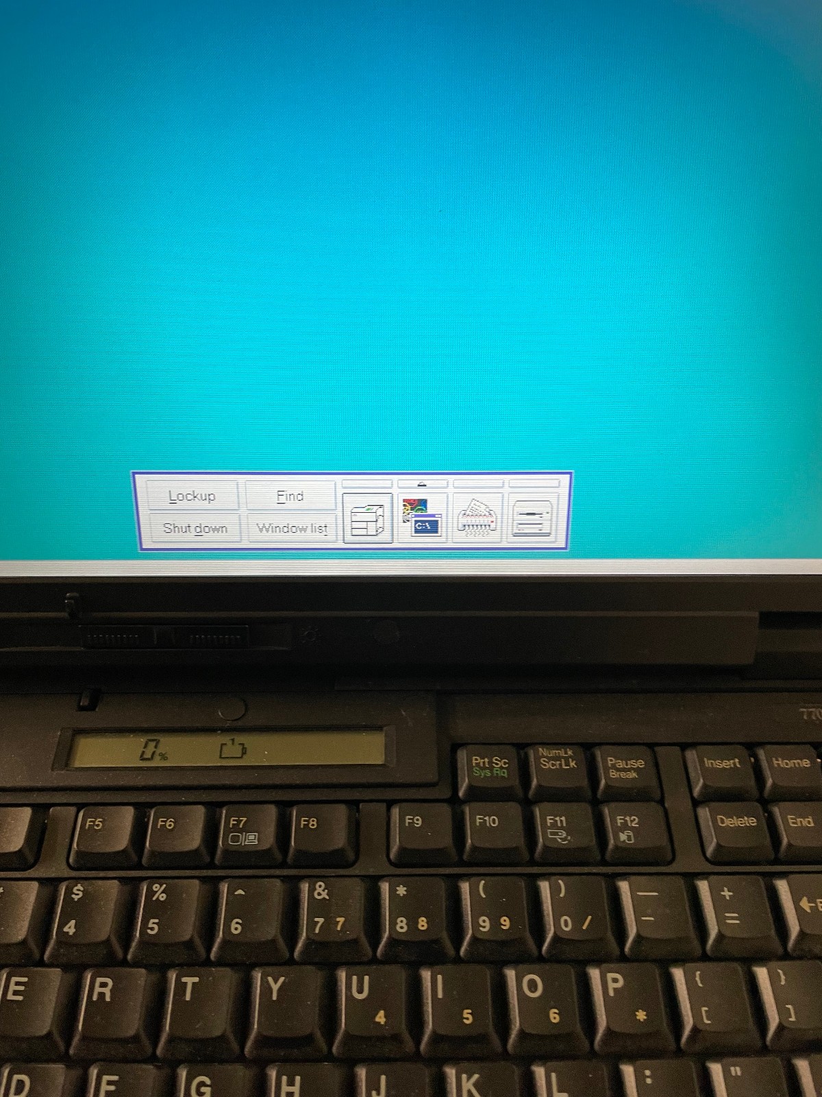 VINTAGE IBM THINKPAD 770 With OS/2 Warp Verion 3 Installed