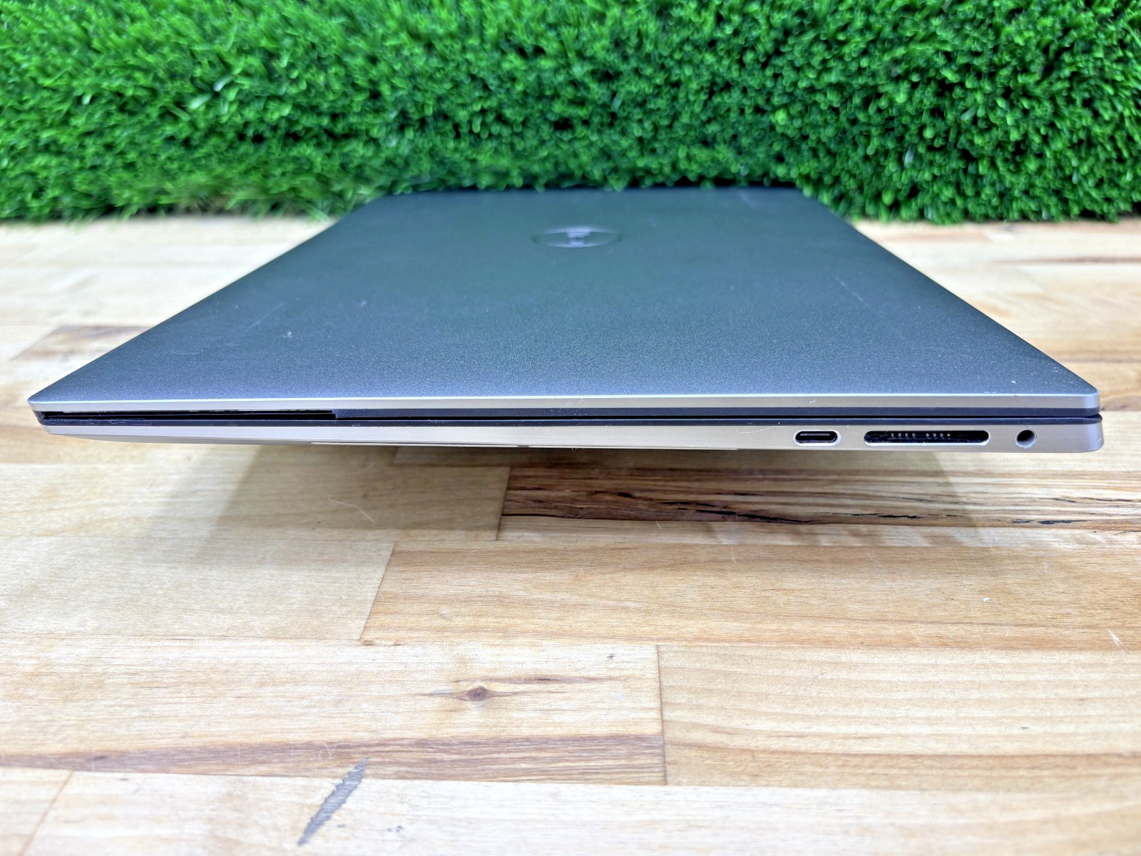 Dell Precision 5550 Intel i9-10th Gen 2.40GHz 16GB RAM 256GB SSD Windows 11 Pro*