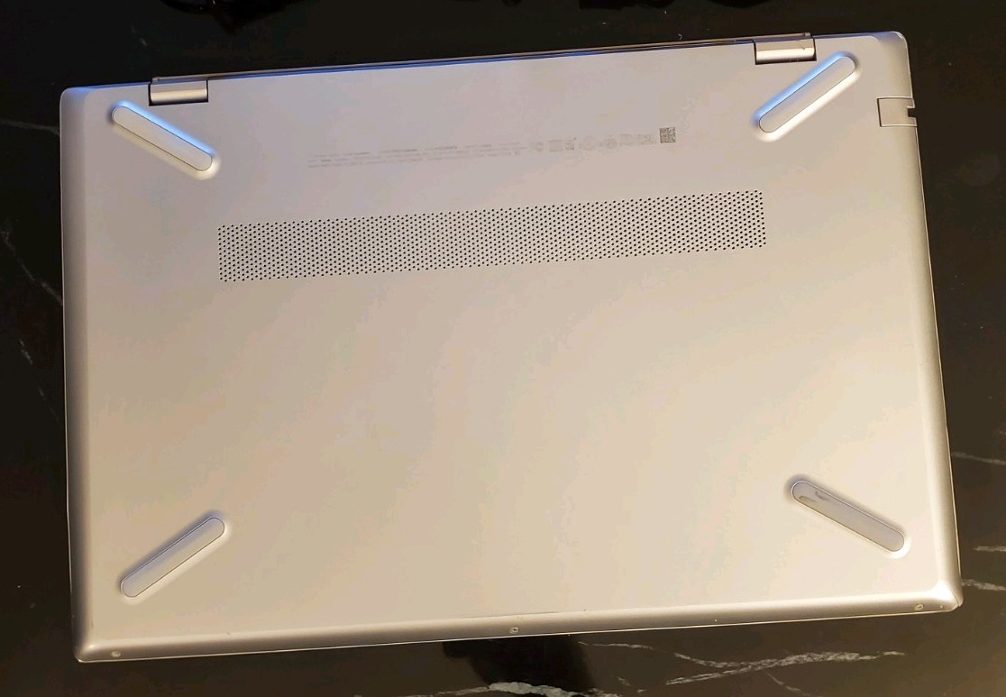 HP Pavilion 15-CS/i7-1065G7/12GB RAM/128GB NVMe/1TB HDD/Passed Hardware Tests