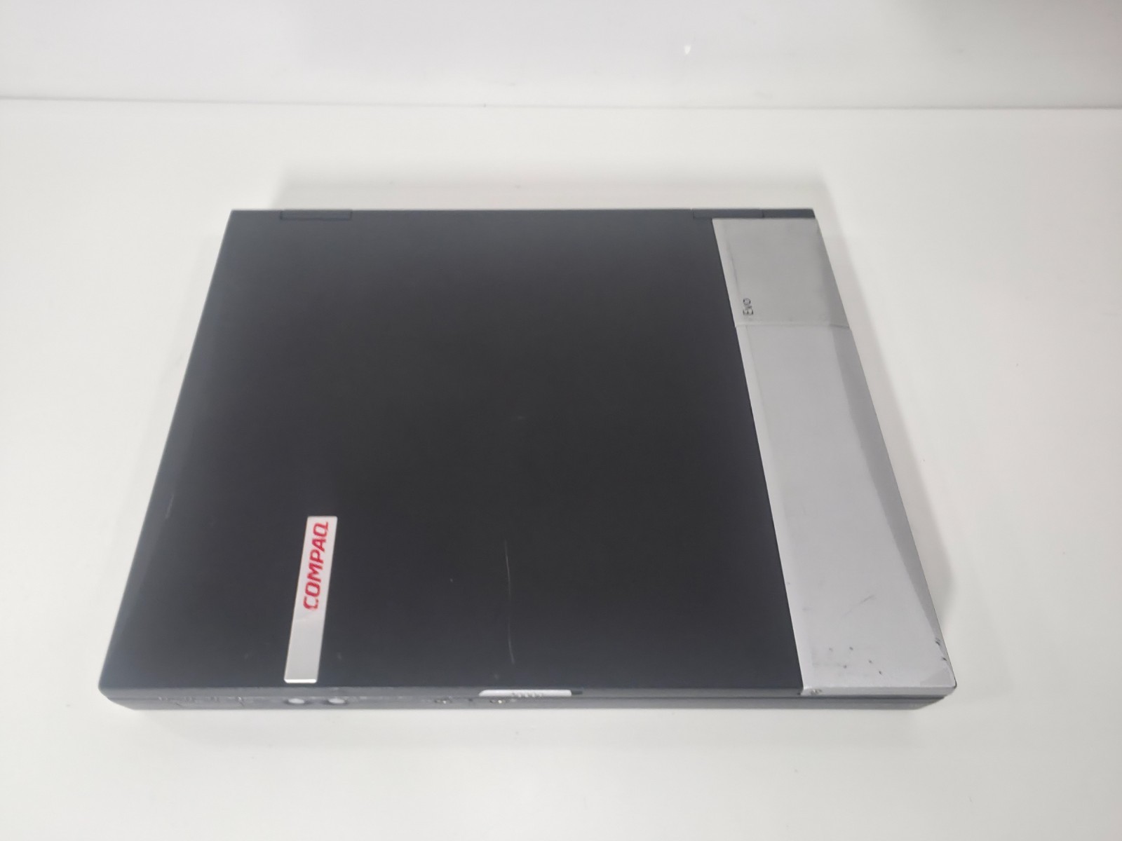 Vintage Compaq Evo N600c 14″ Laptop | Pentium III-M 866MHz | Boots to BIOS
