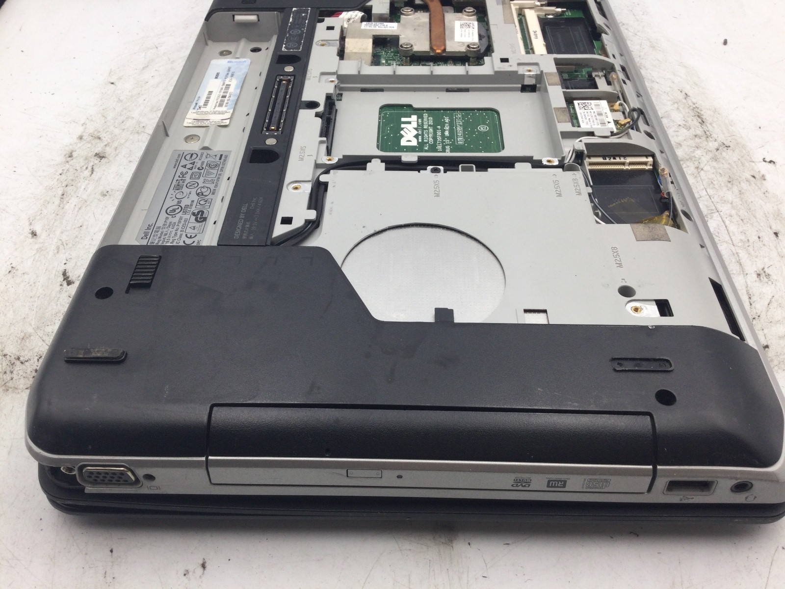 DELL LATITUDE E5520 – BOOTS TO BIOS – INTEL I5 2540 – NO RAM – 15″ – READ – BB!