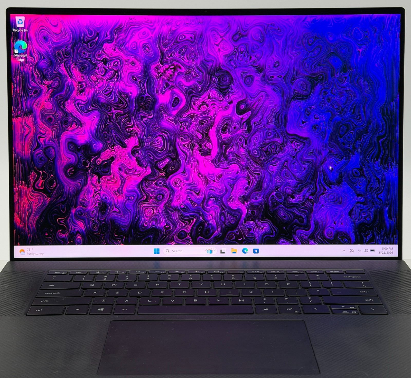 *FAST* Dell XPS 17 – CORE i9 – 64GB RAM – 2TB – NVIDIA RTX 3060 – 4K UHD