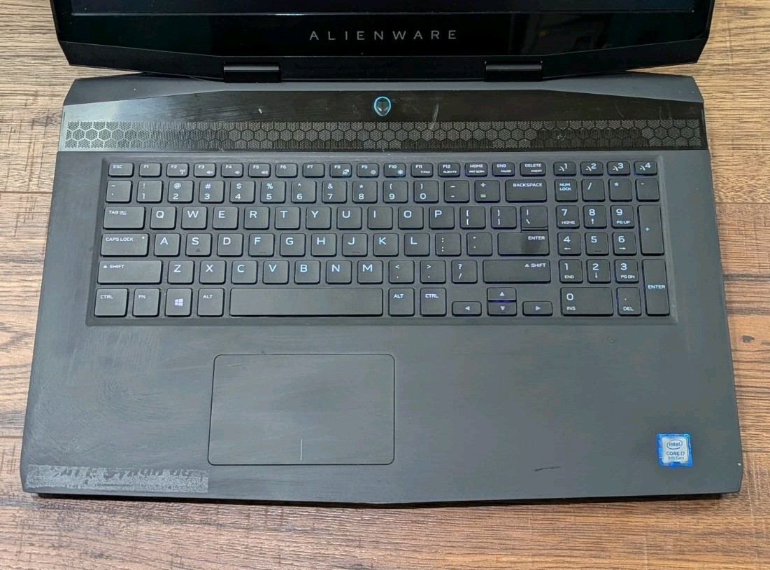Alienware 2019 M174K UHD, Intel i7-8750,16gb RAM, Nvidia 2070, 1.5TB SSD