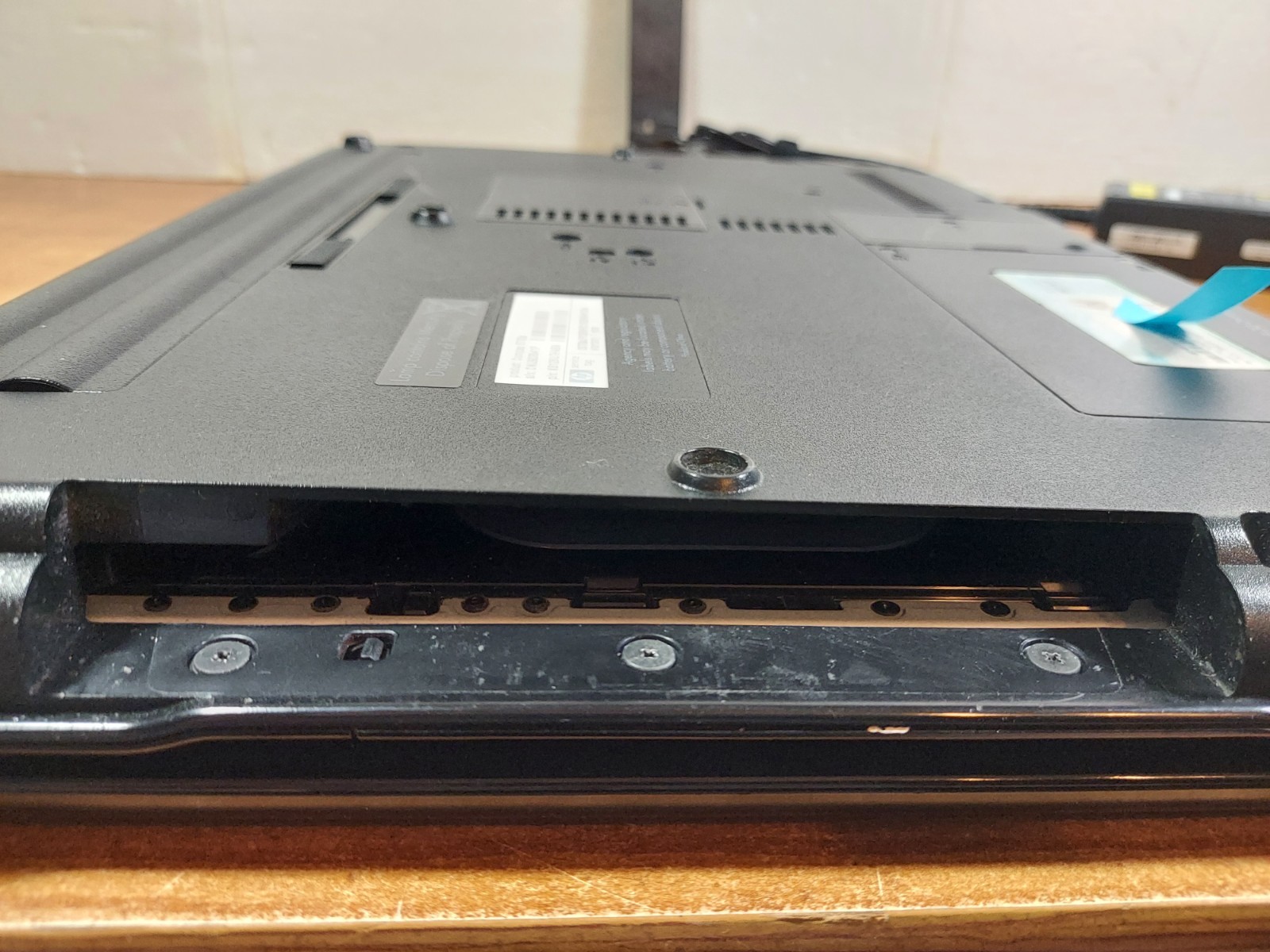 HP Compaq 6730s Notebook PC – For Parts or Repair – No Power