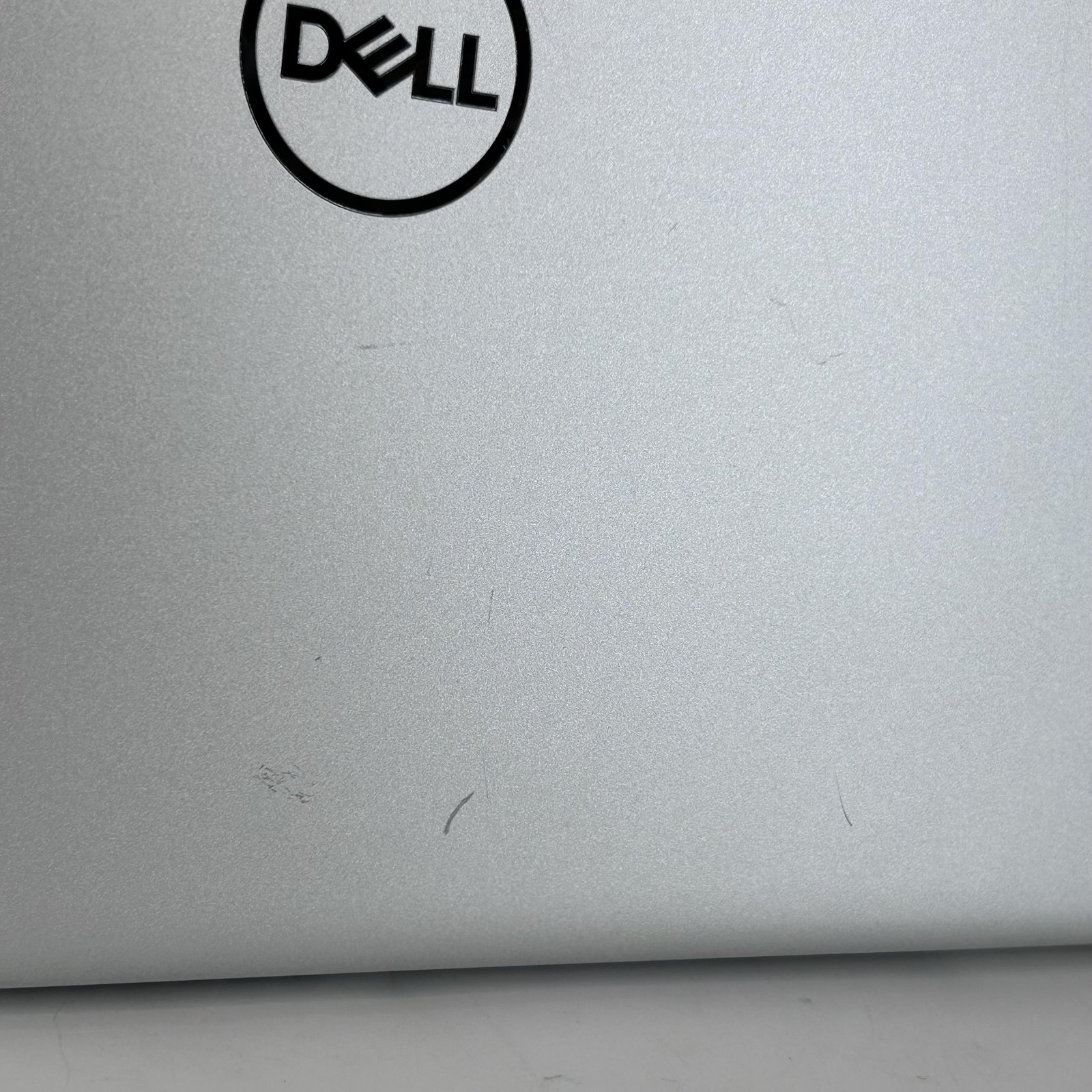 Dell Inspiron 5593 15.6 Silver FHD i7-1065G7 1.30GHz 16GB 512GB SSD Very Good