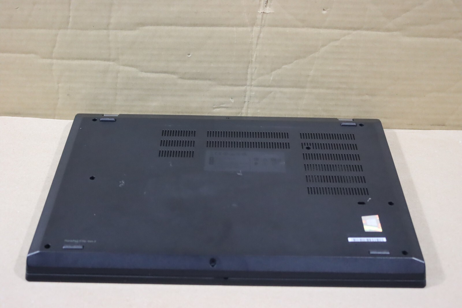 Lenovo ThinkPad T15p Gen 2 i7-11800H 2.3GHz 16GB 1 TB SSD NVIDIA GeForce GTX