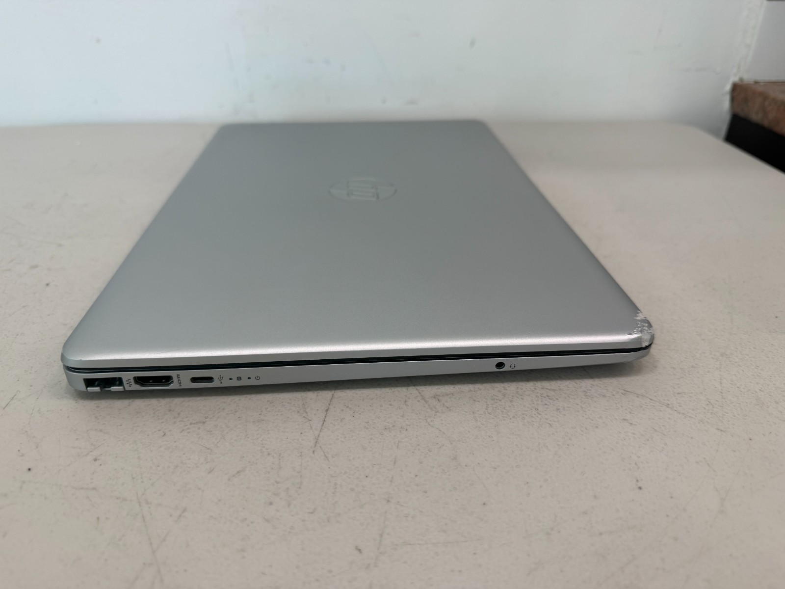 HP 15-dw1000 15.6″ Laptop Celeron N4020 4GB RAM 128GB SSD Windows 11