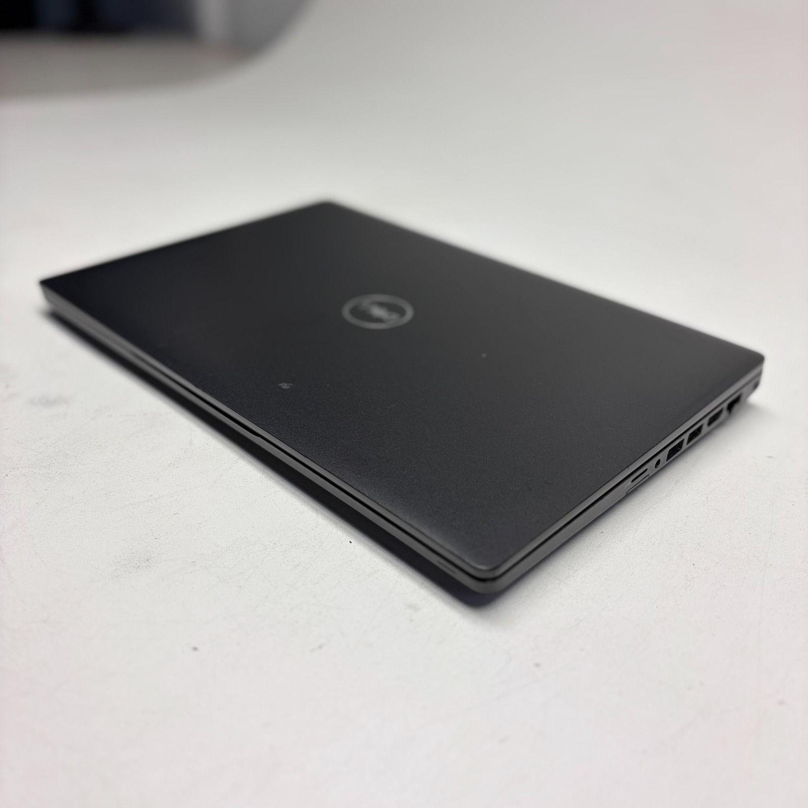 Dell Latitude 5400 w/ Power Supply