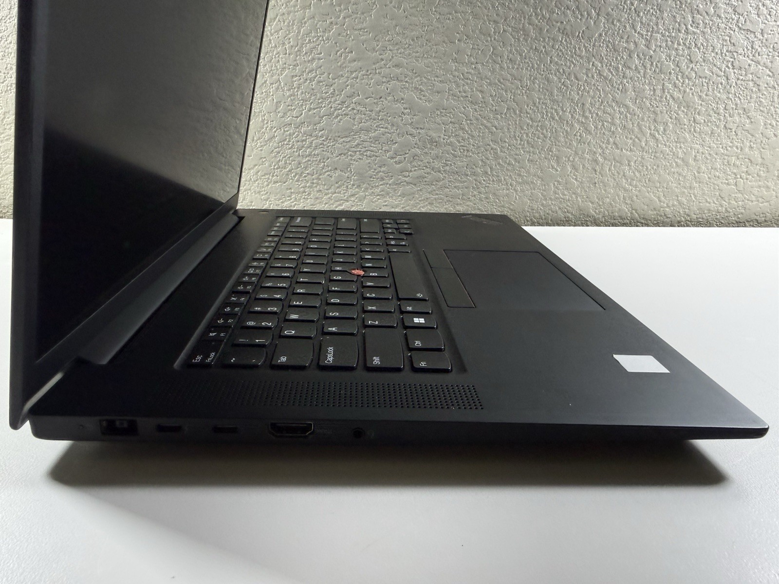 LENOVO THINKPAD P1 Gen 4 4K I7-11850H 512GB 16GB NVIDIA T1200 WIN11 NO BATTERY