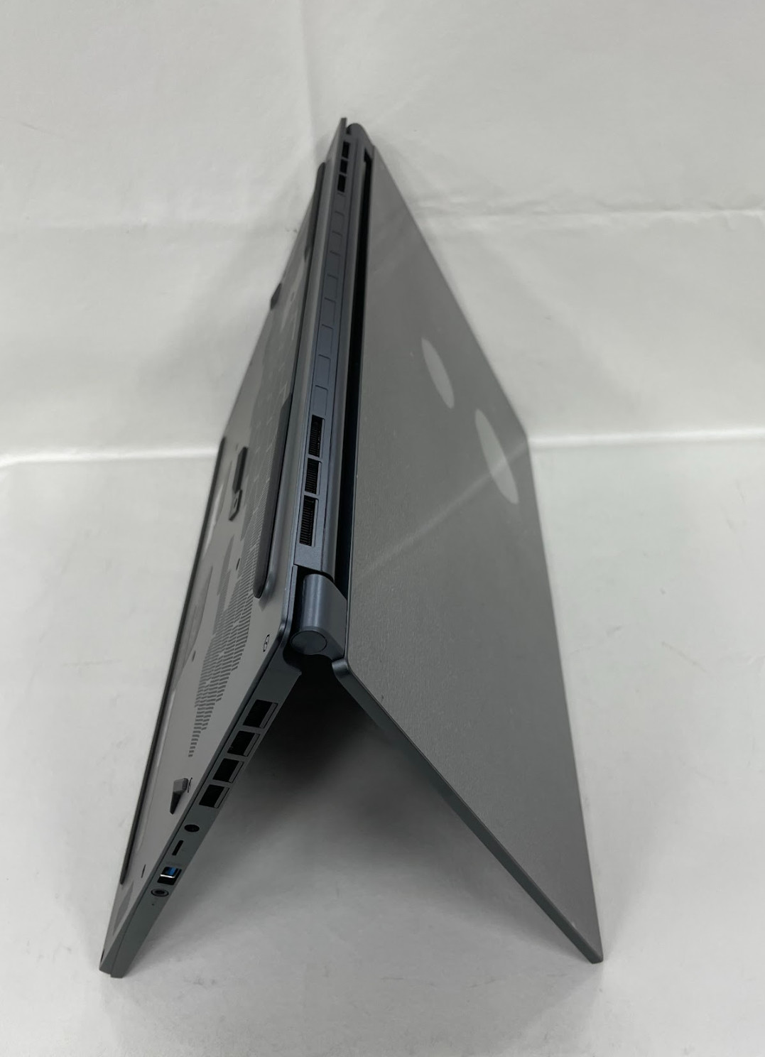 MSI – Stealth 15m 15.6″ Gaming Laptop, Intel Core i7, NVIDIA GeForce RTX 2060