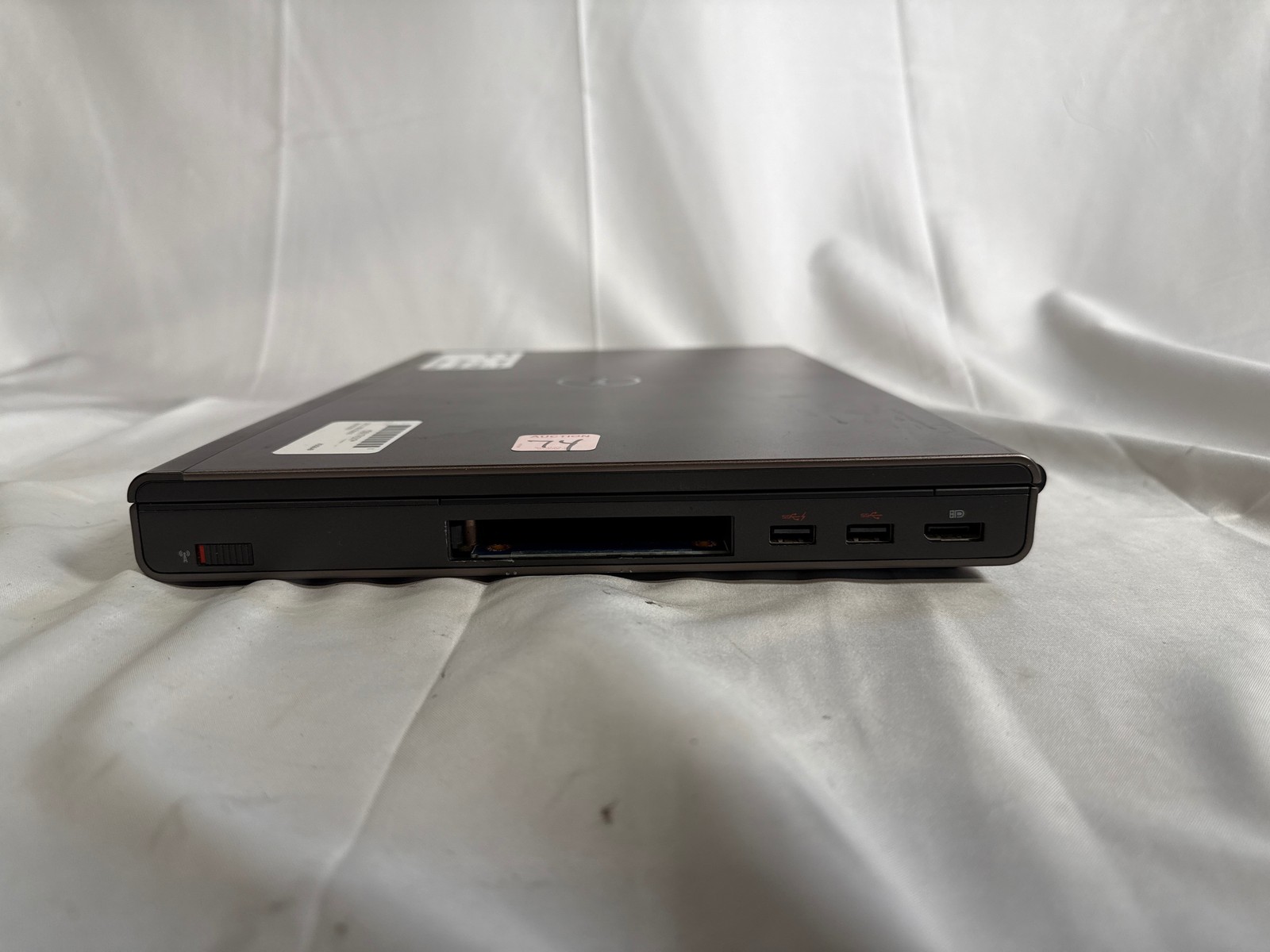 Dell Precision M4700 Intel Core i7-3740QM @ 2.70 GHz 8 GB No Drive 15.6″