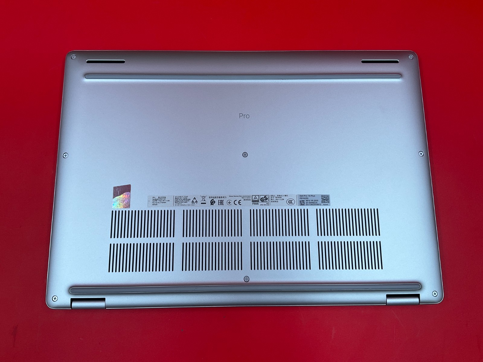 Dell Pro 16 Plus Laptop U7-266V 16GB 512GB BT5.4 WiFi7 16WUT W11P 8RTCV PB16250