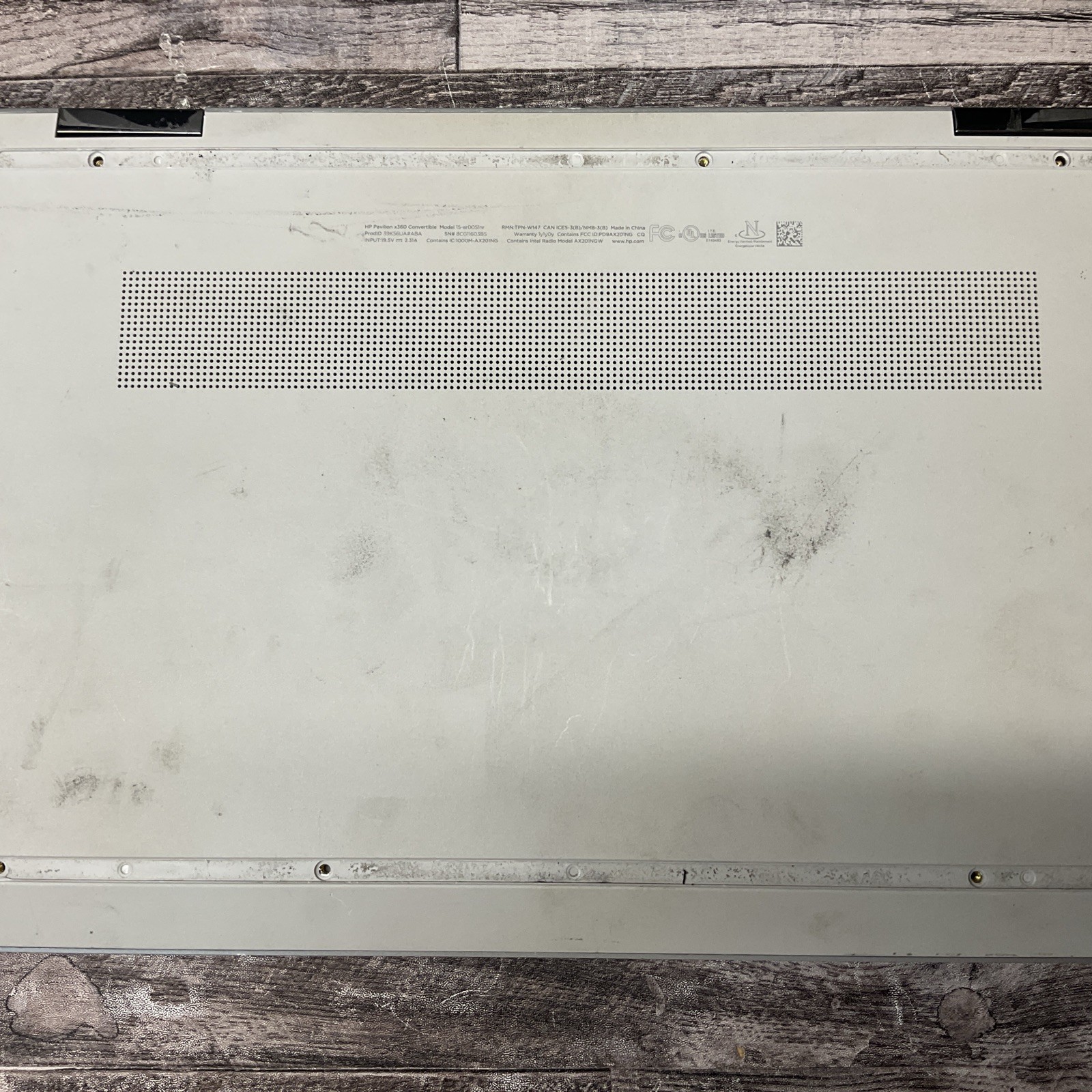 HP Pavilion x360 Convertible 15 / i5 11th Gen / No Power / Cracked Screen / M5