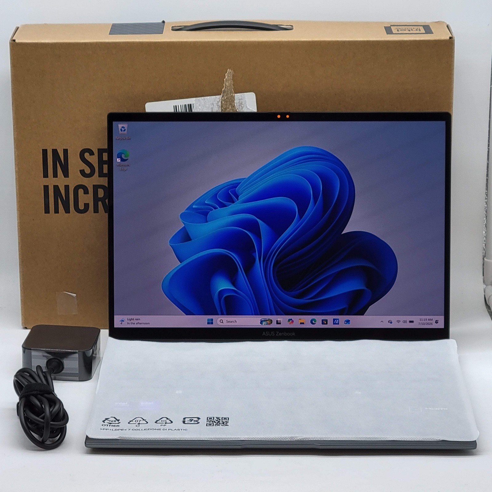 Asus Zenbook 14 UX3405C 14″ Core Ultra 7 255H 2.0GHz 16GB RAM 512GB SSD