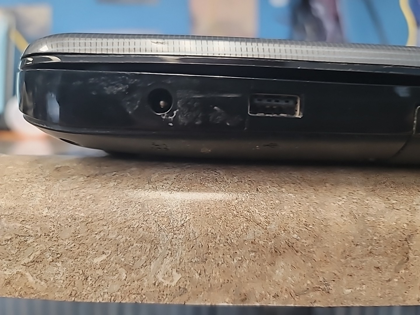 Toshiba Satellite L875D-S7111, AMD A6-4400M, 4gb RAM, no HDD, Working, As Is