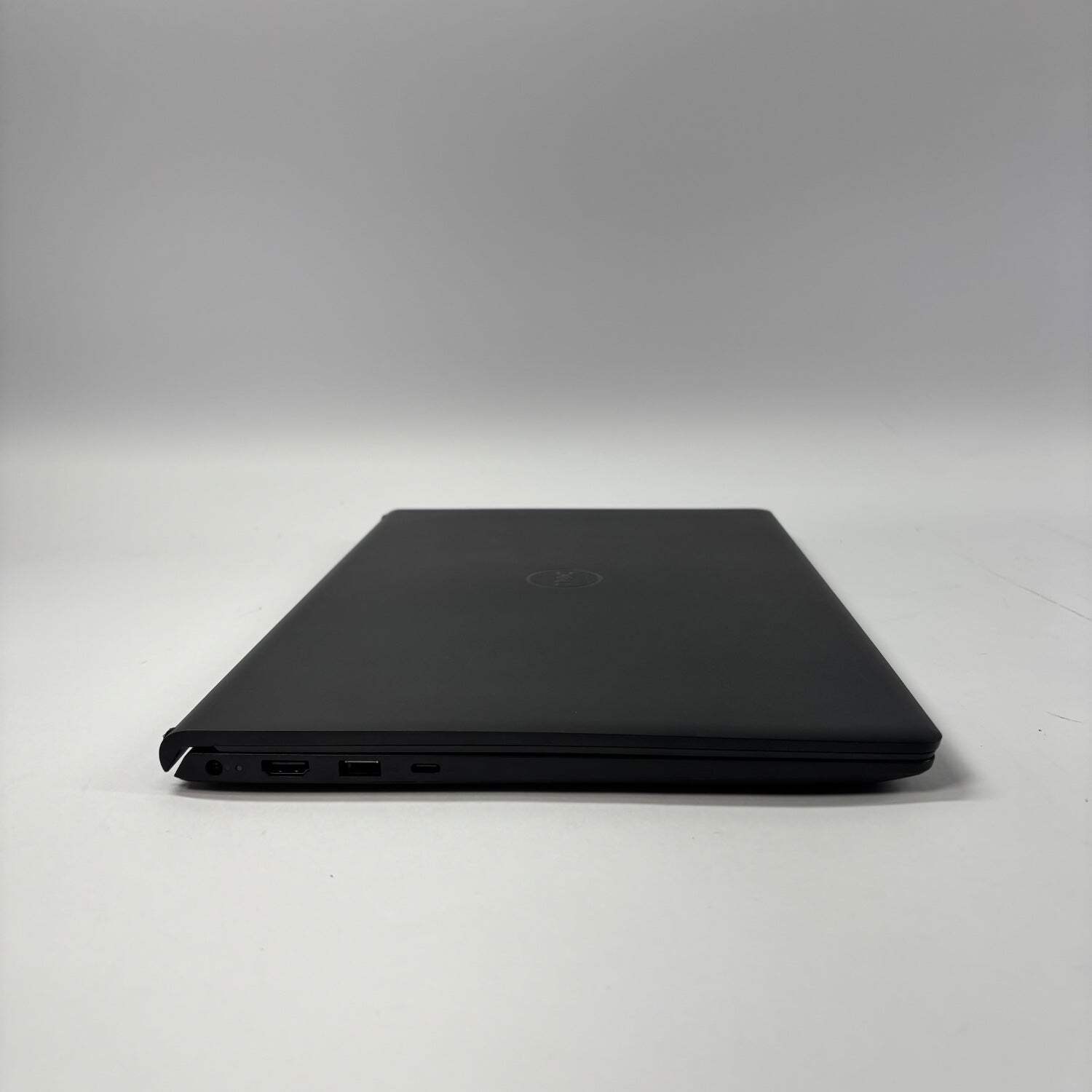 Dell Inspiron 3525 15.6″ Ryzen 5 5500U 2.1GHz 40GB RAM 1TB SSD