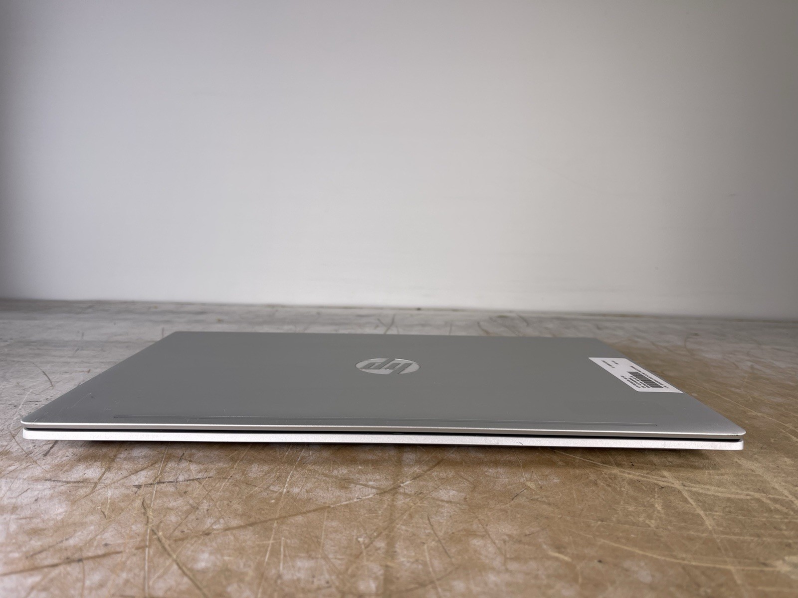 HP PROBOOK 450 G8 i5-1135G7 @ 2.4GHz, 4GB RAM, NO HDD/OS – (FOR PARTS)