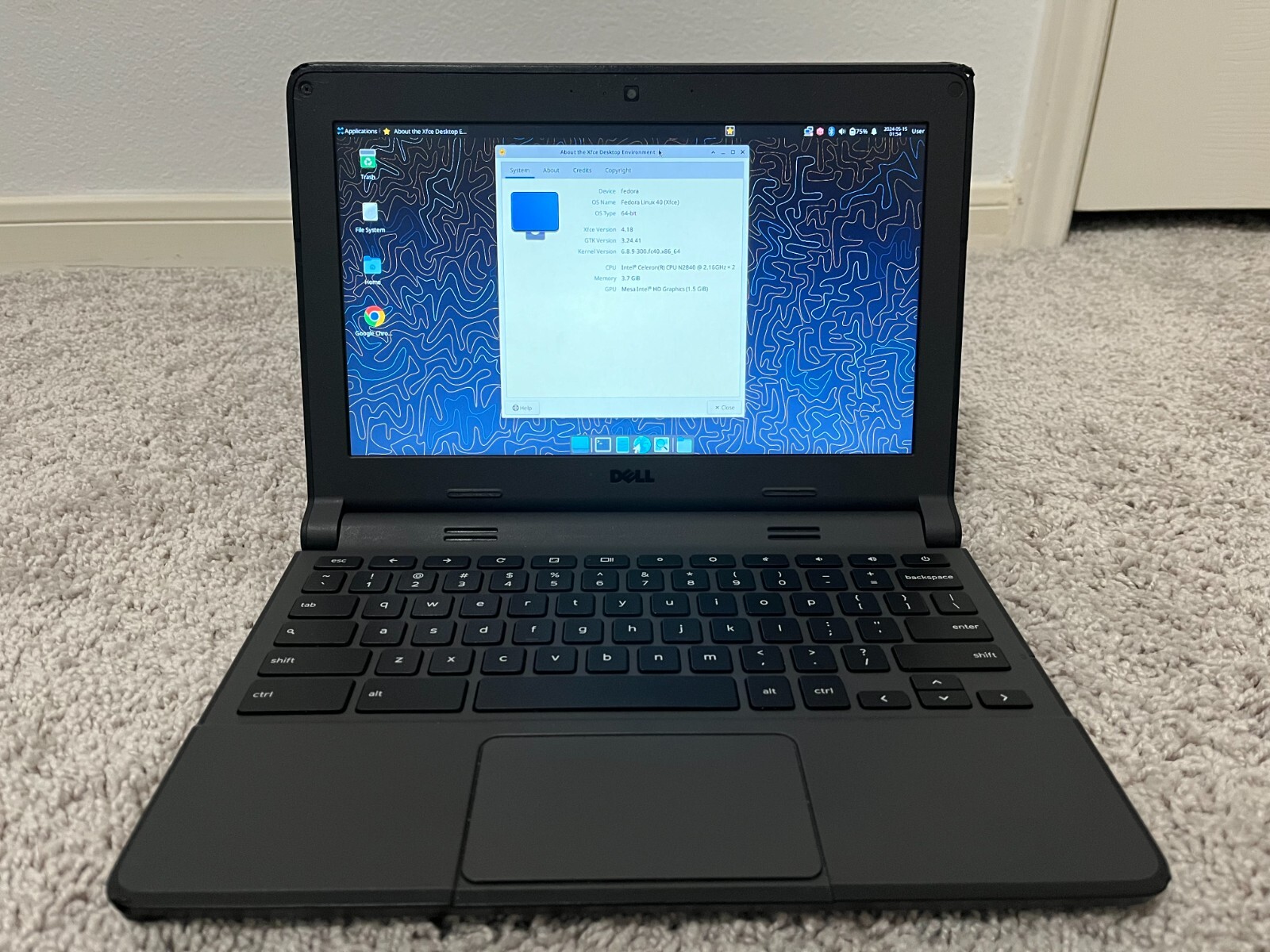 Fedora Linux Dell 3120 11.6 Celeron N2840 2.16 GHz 4 GB 16 GB eMMC NO Charger