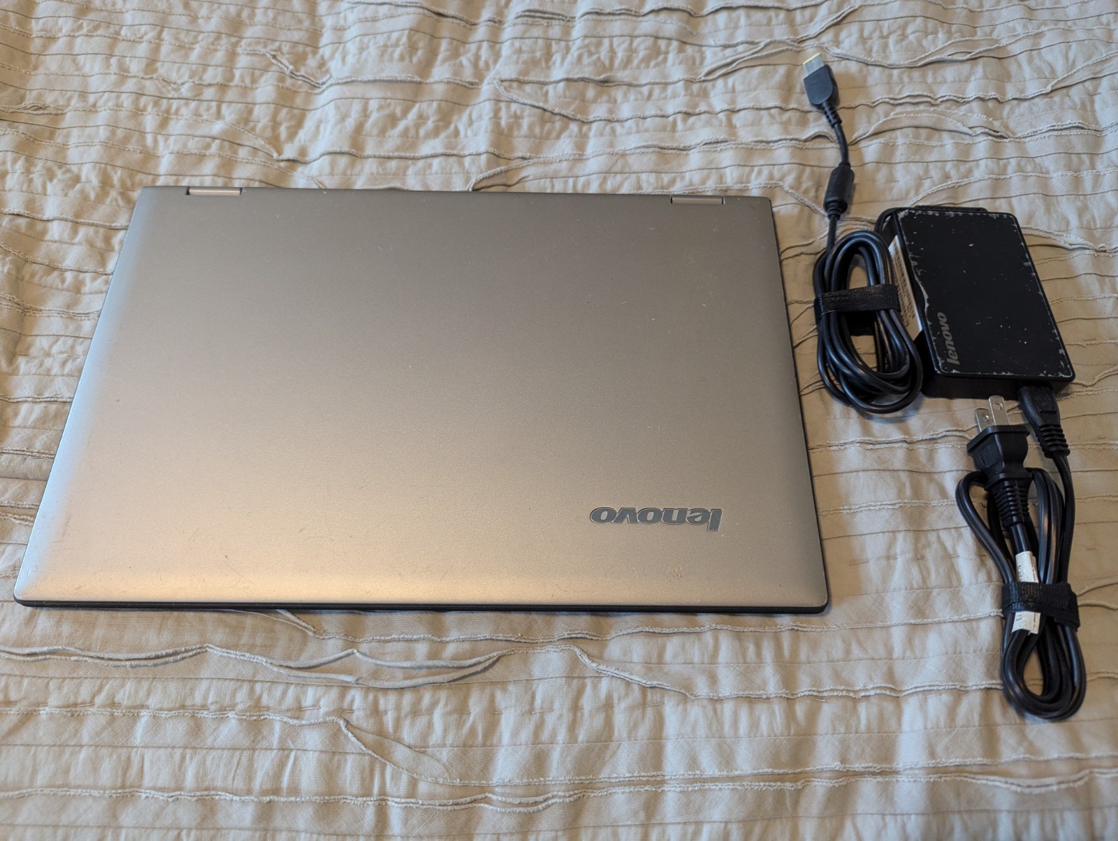 Lenovo Yoga 2 Pro 13.3in. (128G SSD, Intel Core i5-4200u 1.6GHz, 4GB Memory)