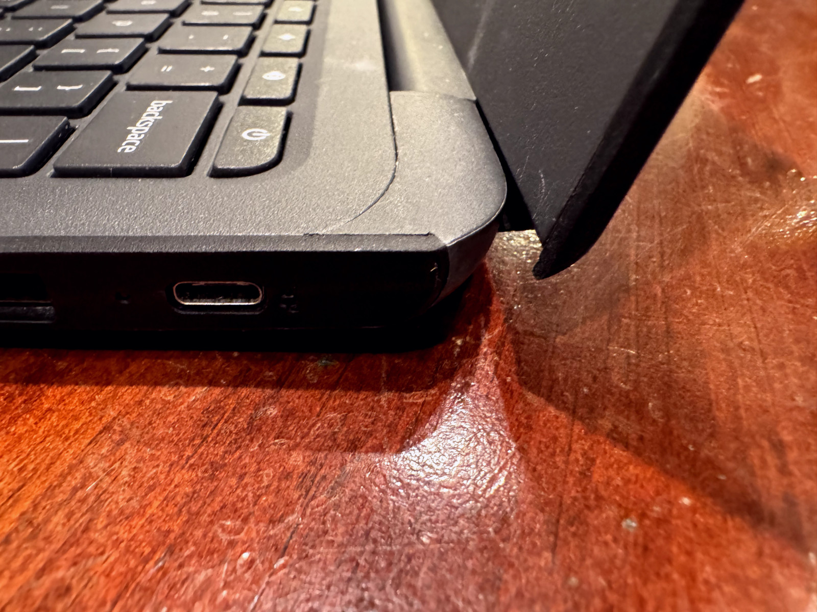 HP 11A G6 EE 11.6″ 4GB 16GB SSD Chromebook *See Photos* WORKS Good