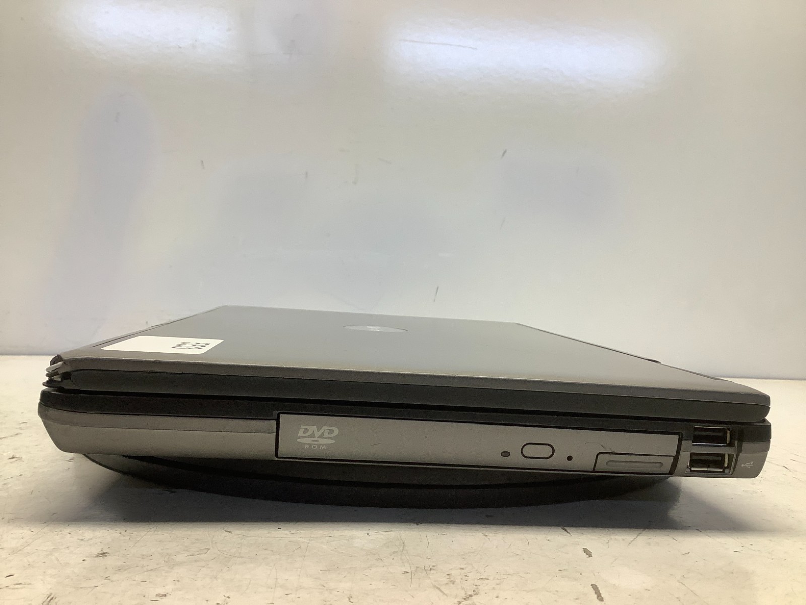 Dell Latitude D620 Intel Core 2 Duo 06F2 1.66GHz 4 GB 500 GB WIN XP NO BAT