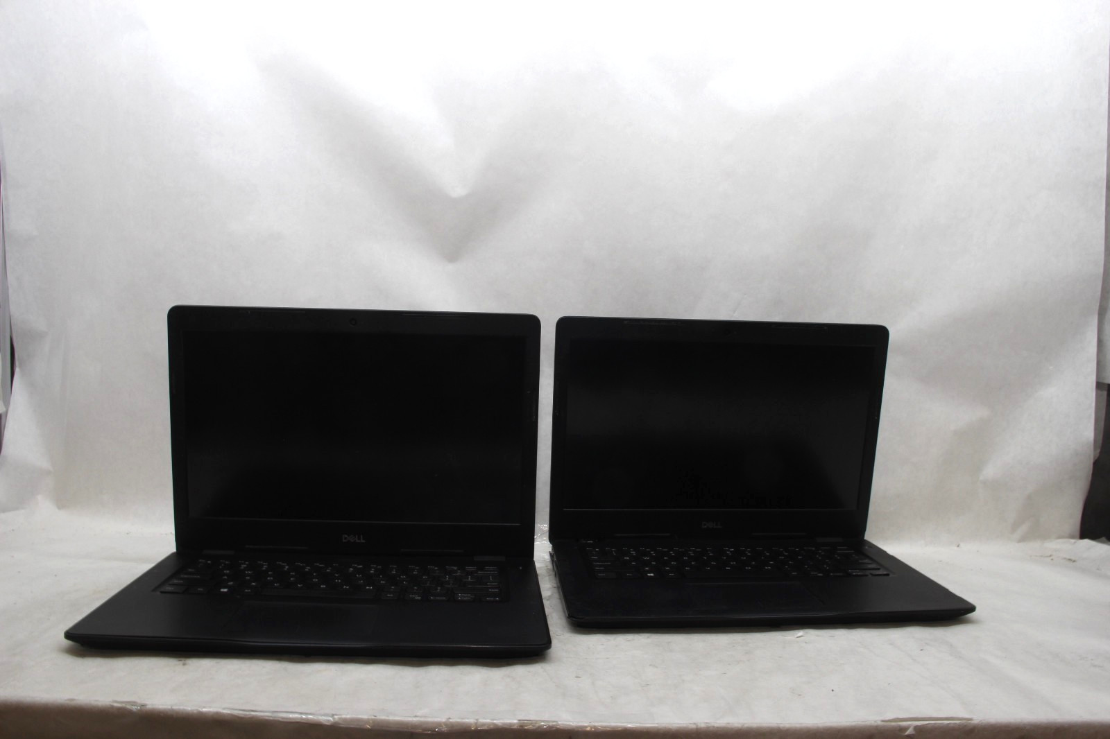 Lot of 2 Dell Latitude 3490 14″ Laptops i5-8250U No RAM NO SSDS AS-IS