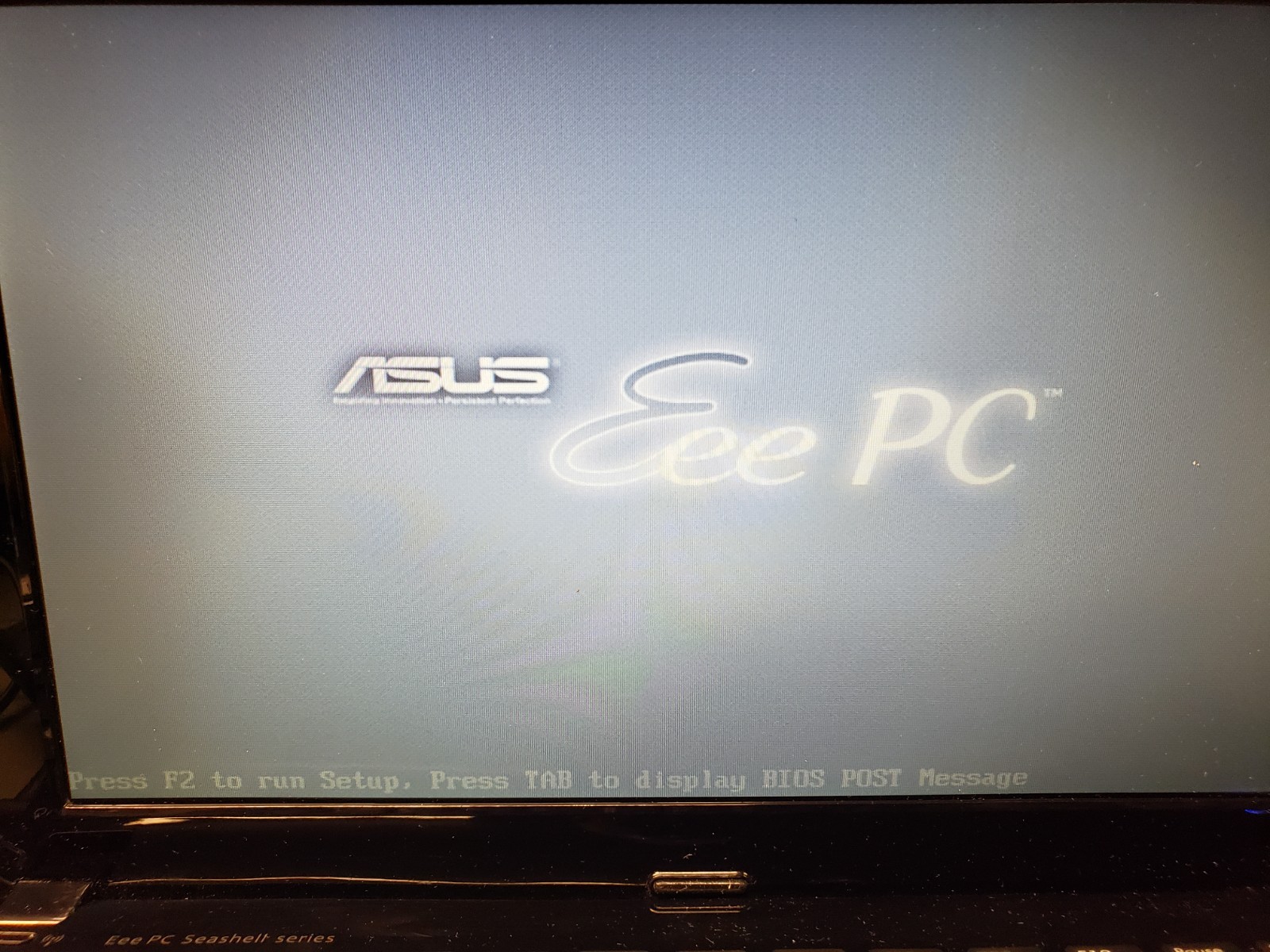 ASUS Eee PC 1015PEM • Intel N550 1.5GHz Atom • 2GB • 240GB SSD • Mint • Win7