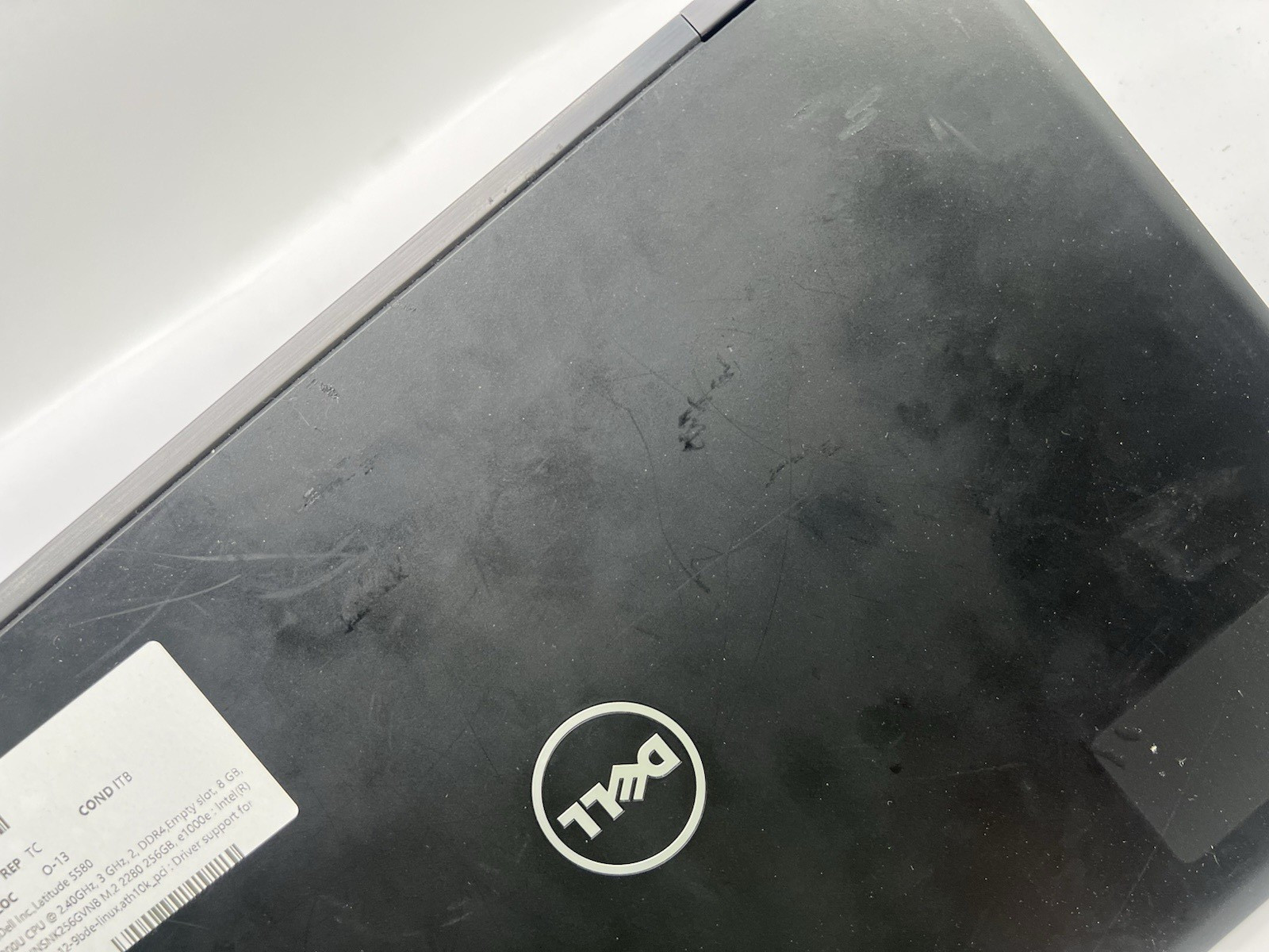 Dell Latitude 5580, i5-6300U CPU, @ 2.40GHz, 8GB RAM, 256GB SSD-No OS/Charger