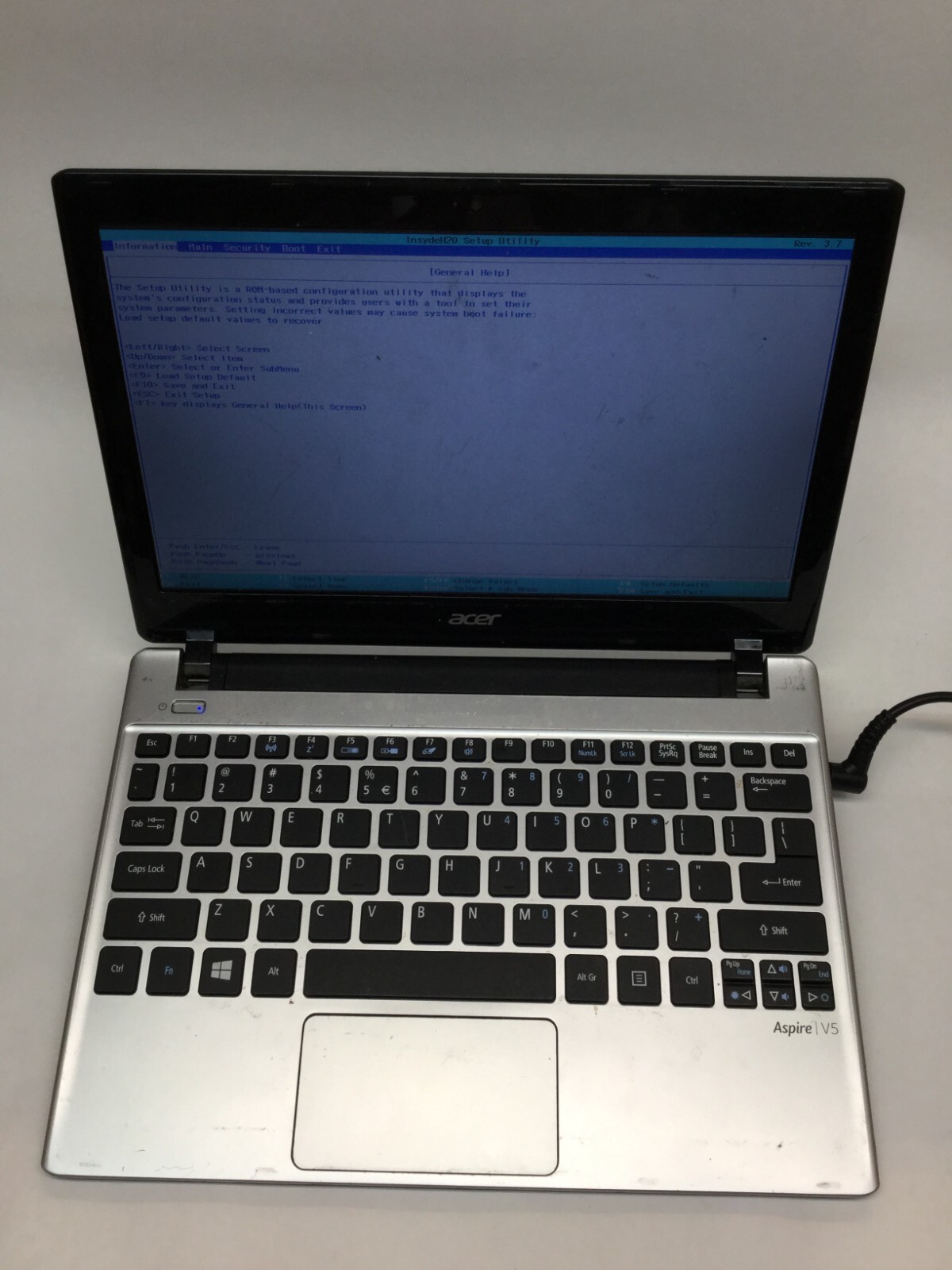 Acer Aspire V5-131 11″ Laptop Intel Celeron-FLICKERING DISPLAY-MZ