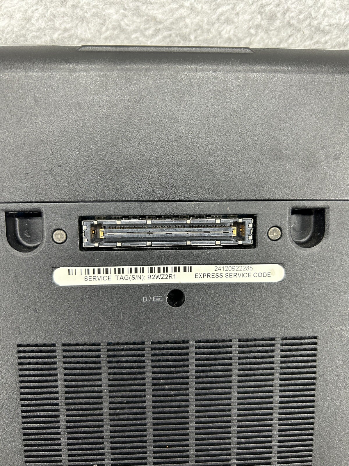 For Parts!! DELL LATITUDE E6520 INTEL i5 CPU Windows 7 Laptop – No Charger!