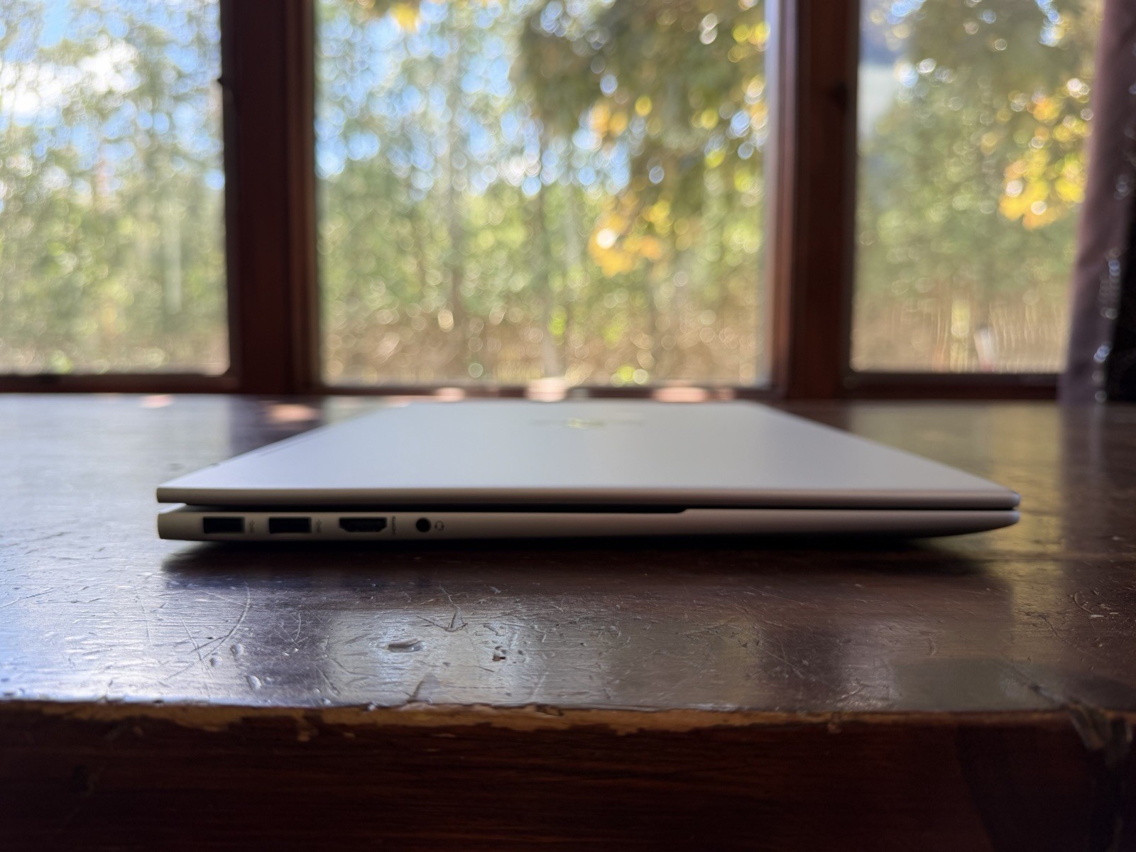 HP ENVY 17-cr0747nr 17.3″ Touch i7-1260P 16GB RAM 512GB SSD Silver