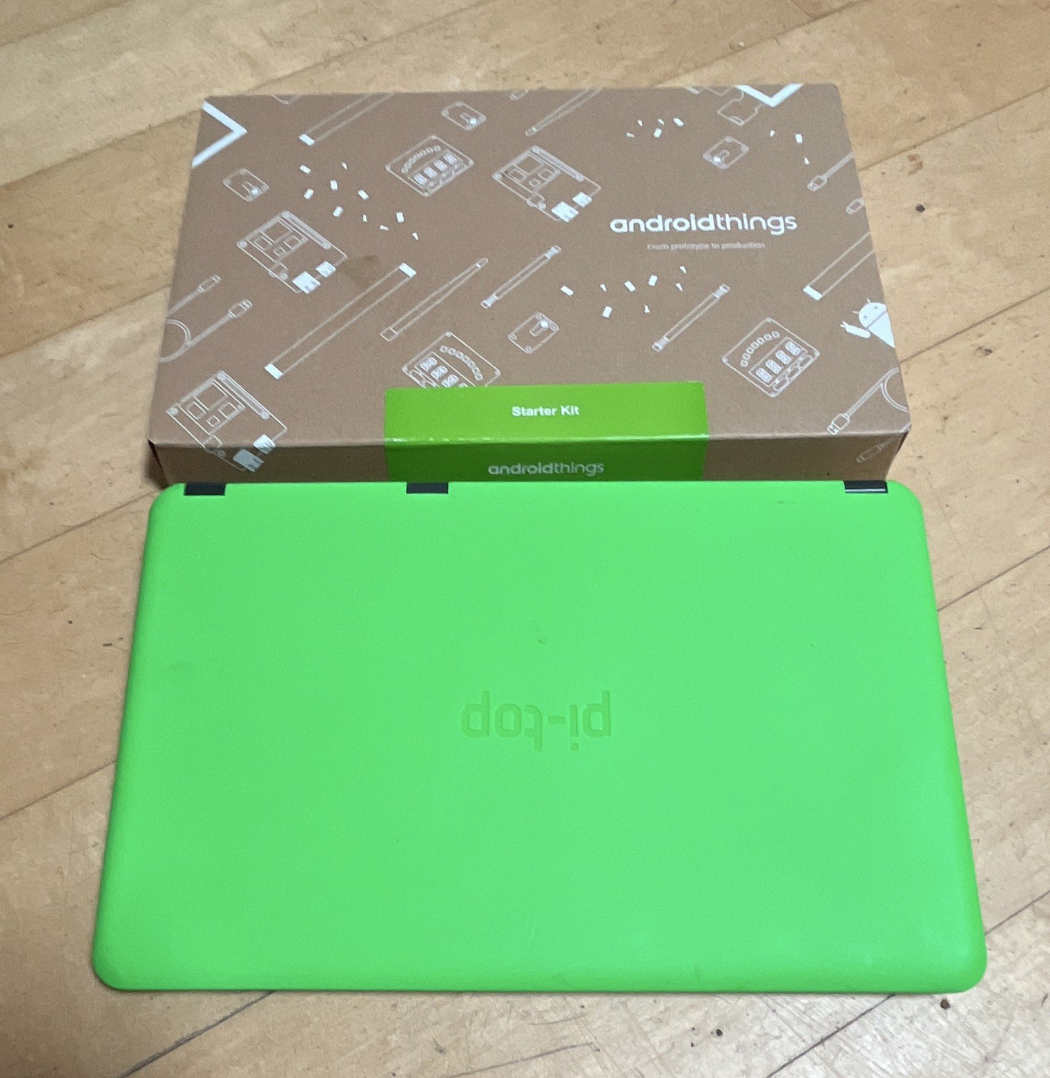 pi-top Model 2.0 Series 14 in Green Notebook Laptop for Casual Computing