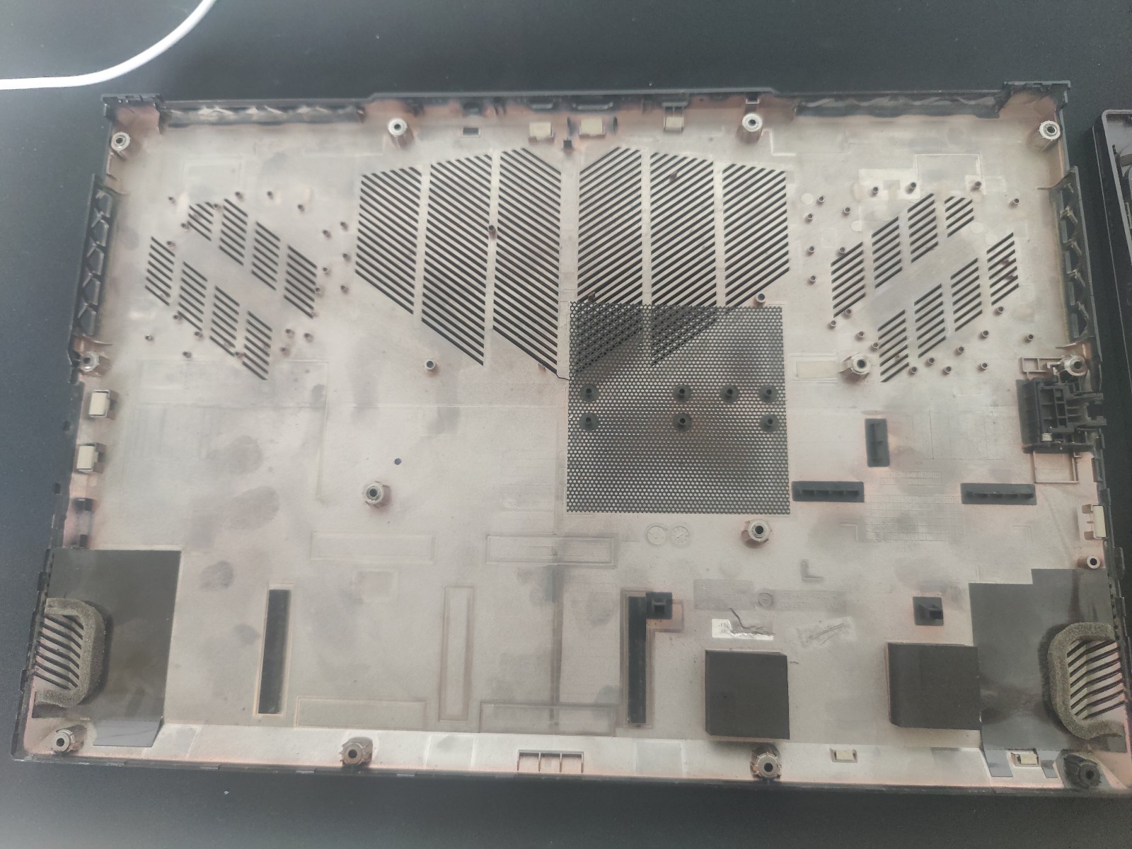 Colorful X15 AT 22 Laptop (RTX 3060 I9 12900H)