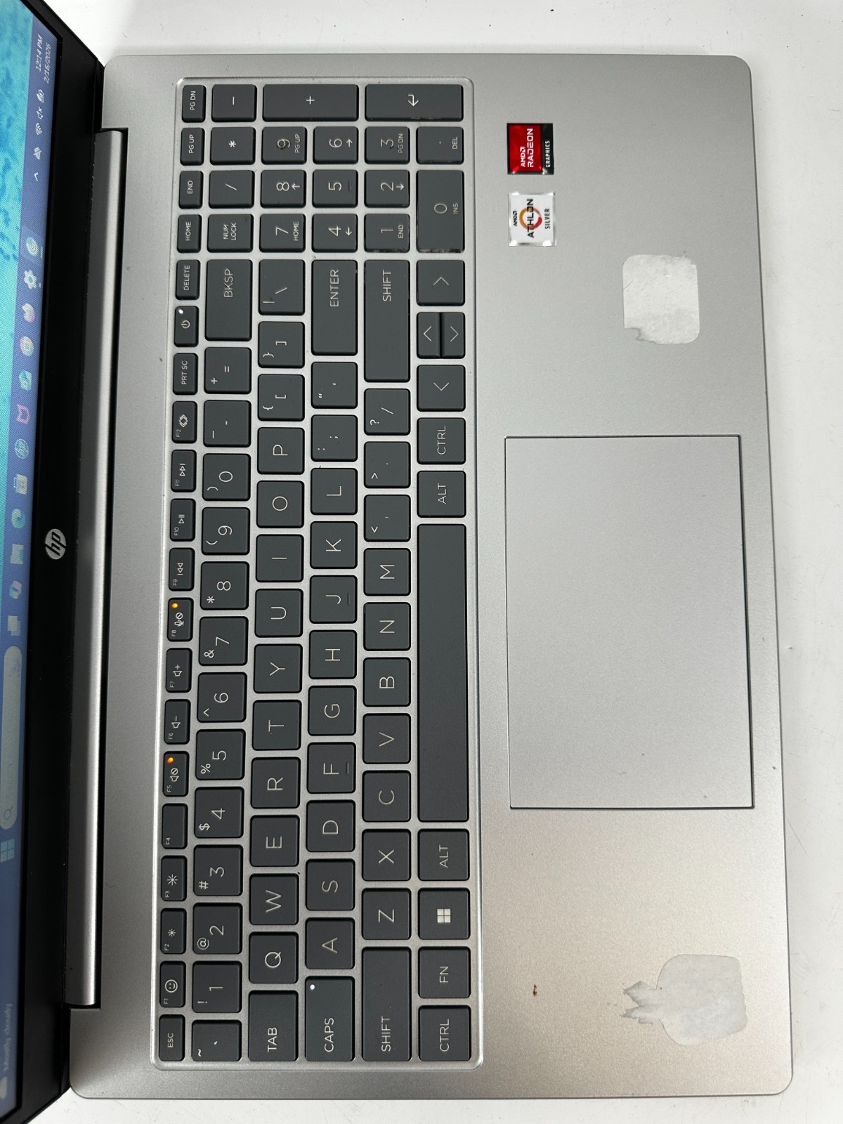 HP Laptop 15-fc0105nr (7K5Q8UA) AMD Athlon Silver 7120U 256 GB SSD 8GB RAM