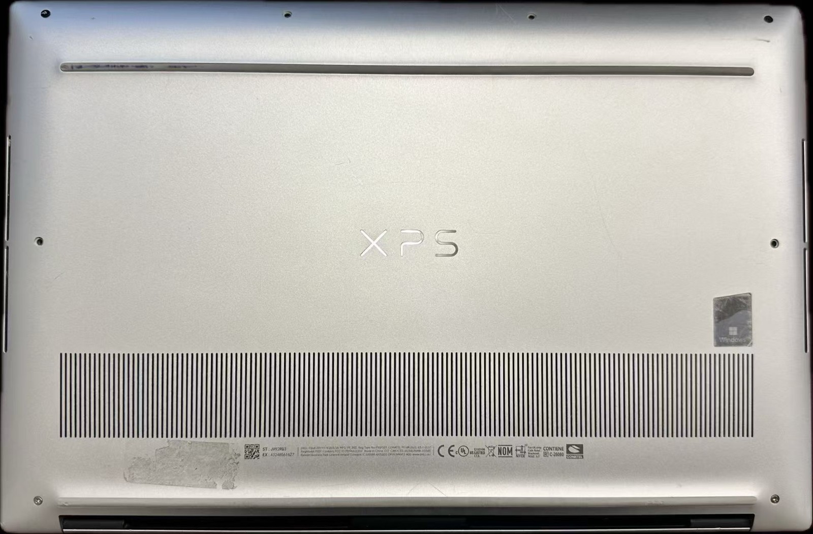 Dell XPS 15 9520 i5-12500H 16gb DDR5 Ram 500gb SSD Iris Xe W11P Laptop