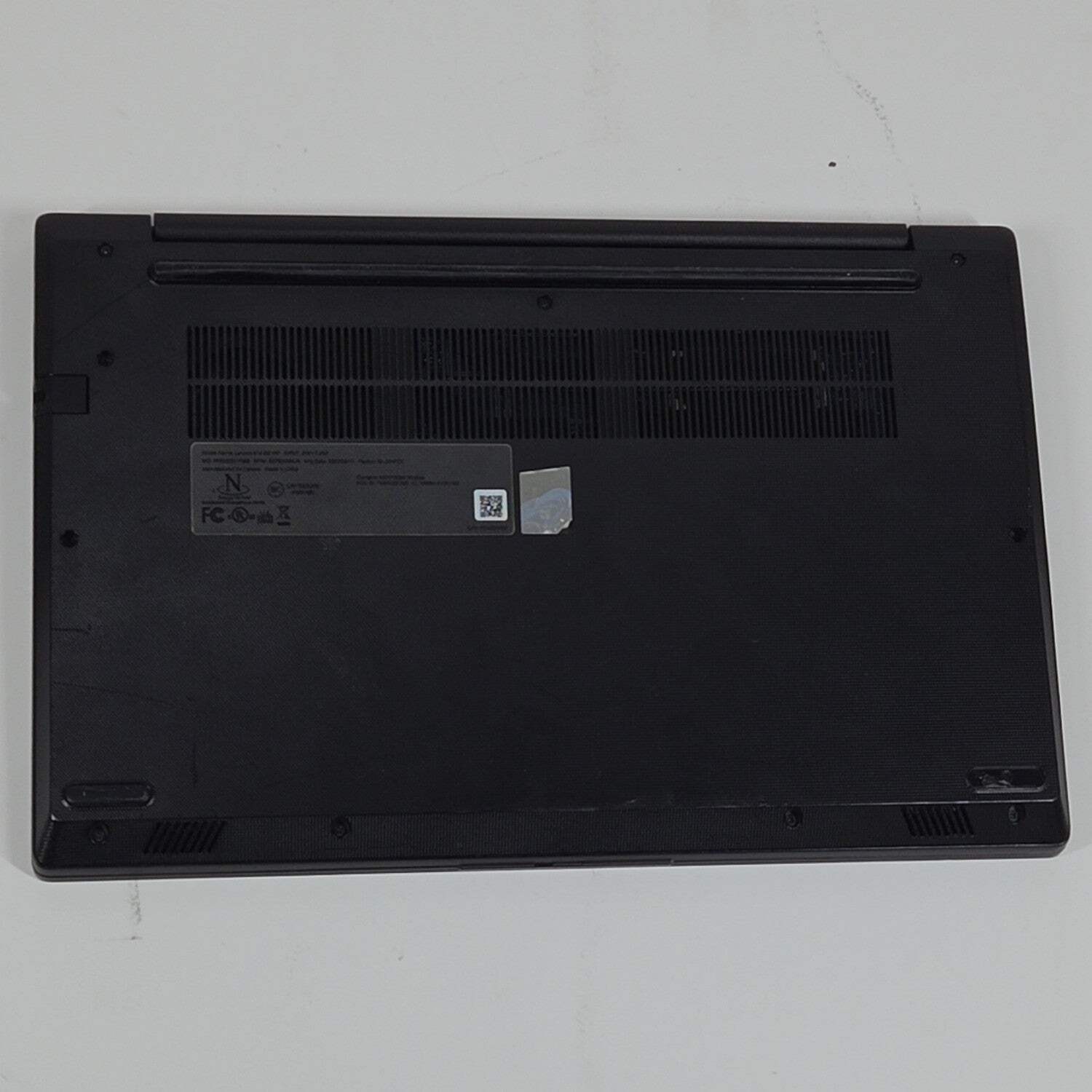 Lenovo V14 G3 IAP 82TS 14″ i3-1215U 1.2GHz 8GB RAM 256GB SSD