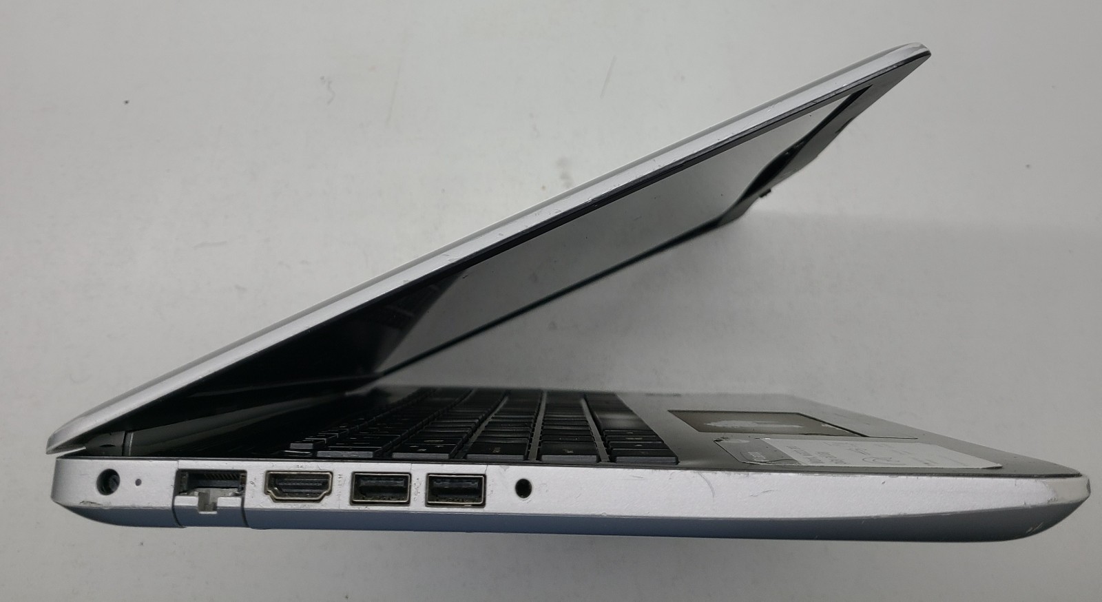 HP 15-DA0012DX Laptop Intel i3-8130U 8GB Ram NO HD/OS Bad Screen (FL)