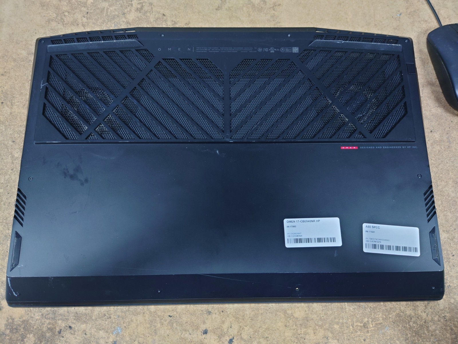 HP OMEN 17-cb0040nr 17.3″ FHD i7-9750H 32GB RAM 1TB SSD GeForce RTX 2070 Win11H