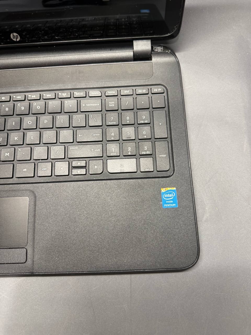 HP 15-f209wm Laptop – Intel Celeron N2840 – Read Description