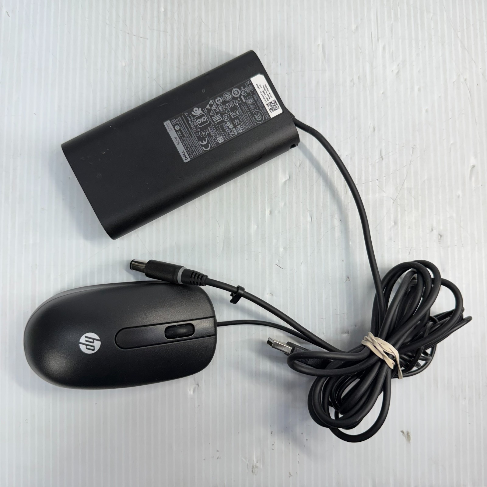 Dell Latitude 5491 i5-8400H 14″ Windows 11 Pro Laptop 128GB SSD **MUST USE MOUSE