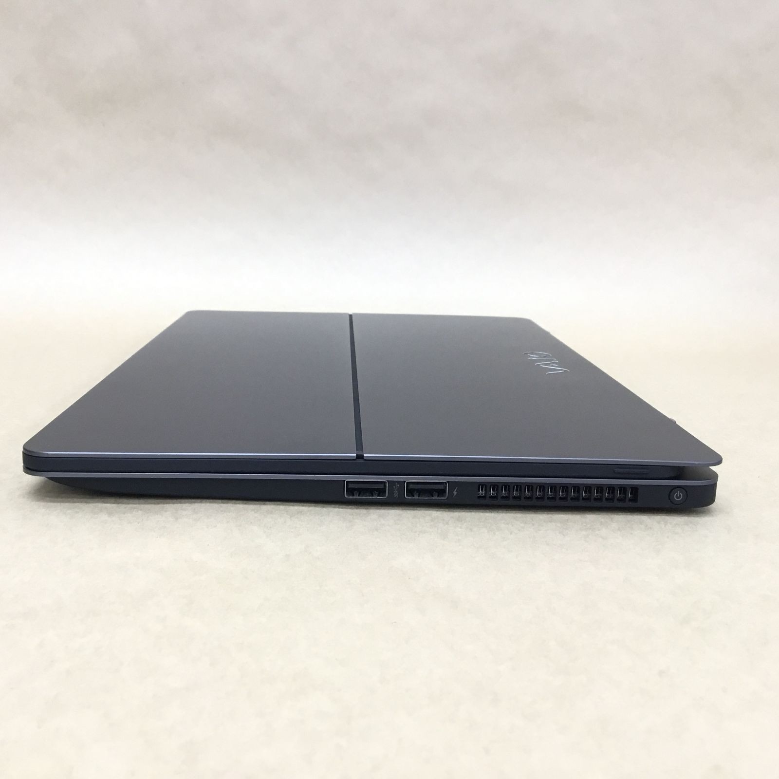 Sony VAIO VJZ13BA11N CI3 (6157U)-2.4GHZ 8GB SSD 128GB Tablet PC Used