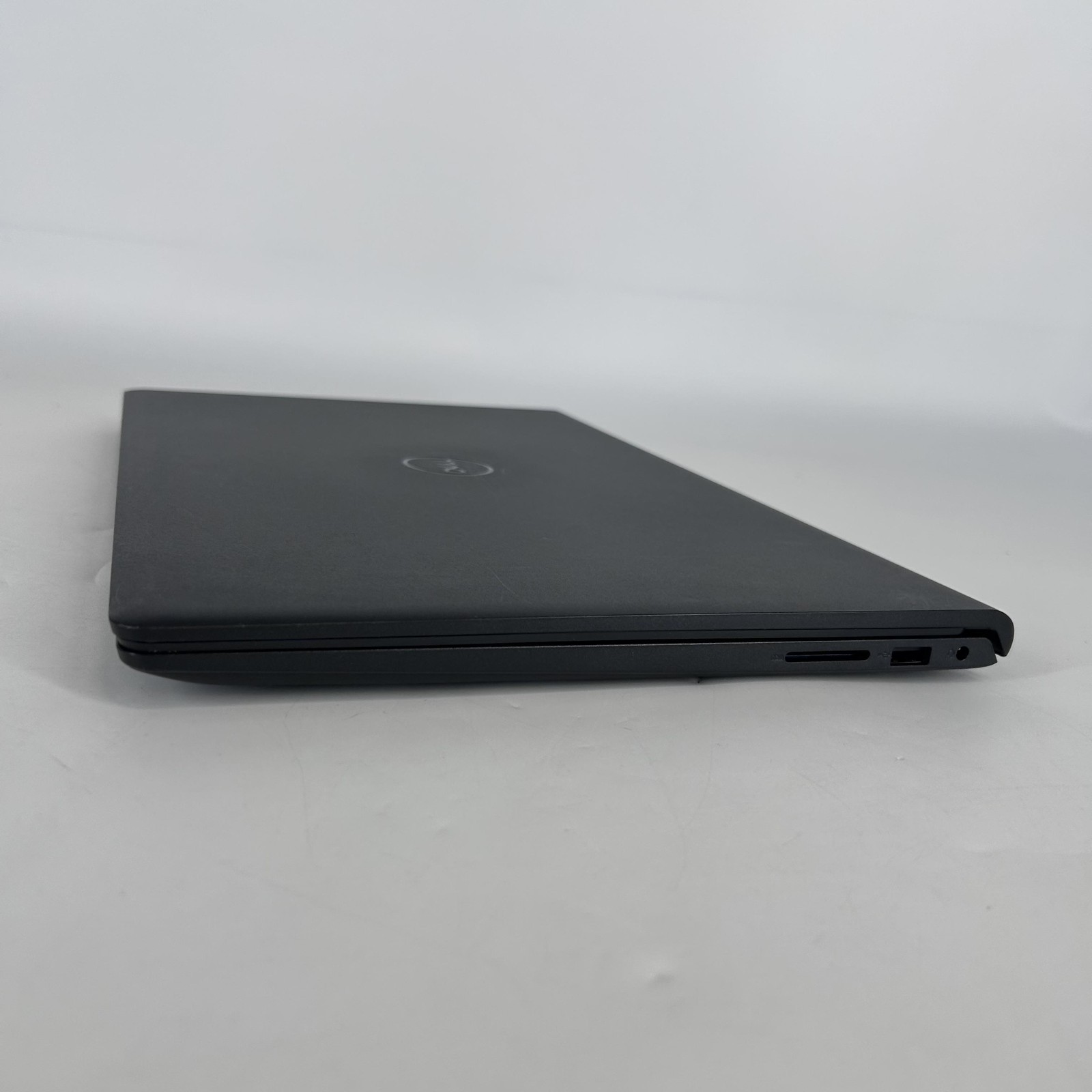 Dell Inspiron 3520 15.6 FHD TOUCH 1.3 GHz i5-1235U 16GB 512GB SSD Very Good